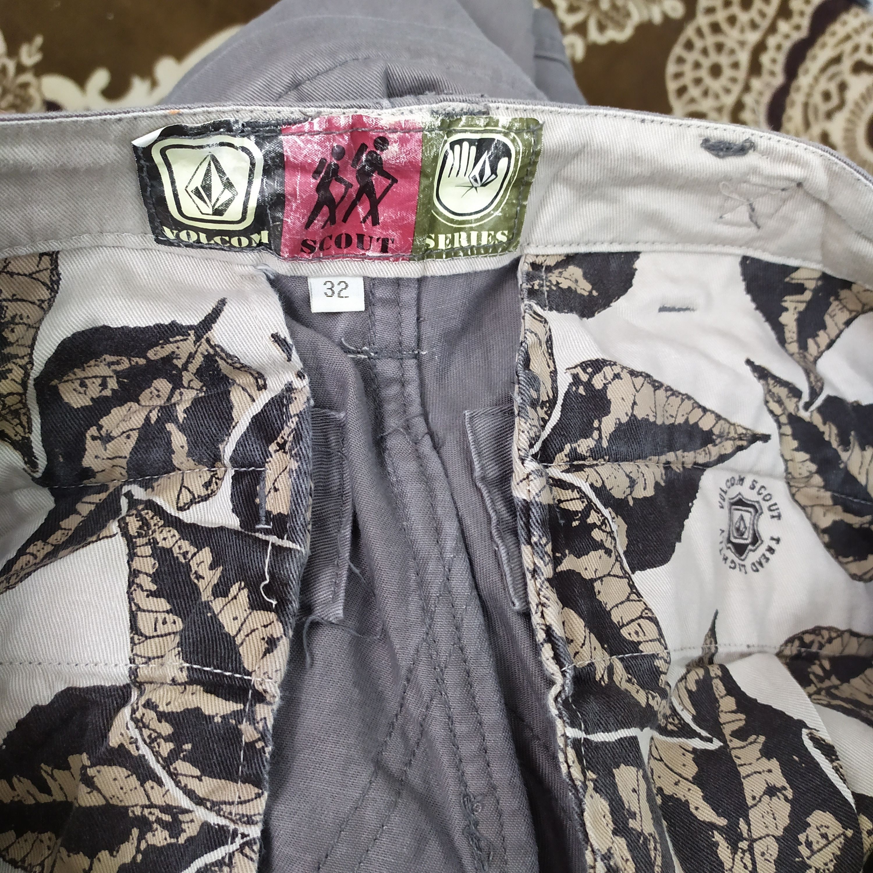 Volcom VOLCOM FADED VINTAGE CARGO PANTS Size US 32 / EU 48 - 17 Thumbnail