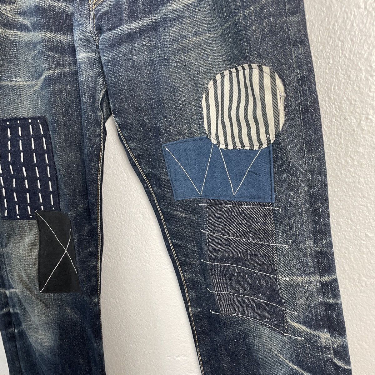 Japanese Brand Vintage Kuro Patchwork Sashiko Selvedge Denim Jeans Size US 33 - 5 Thumbnail