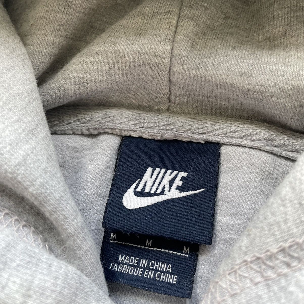 Nike Vintage 2000s Nike Embroidered Swoosh Hoodie Grey Medium Size US M / EU 48-50 / 2 - 5 Thumbnail