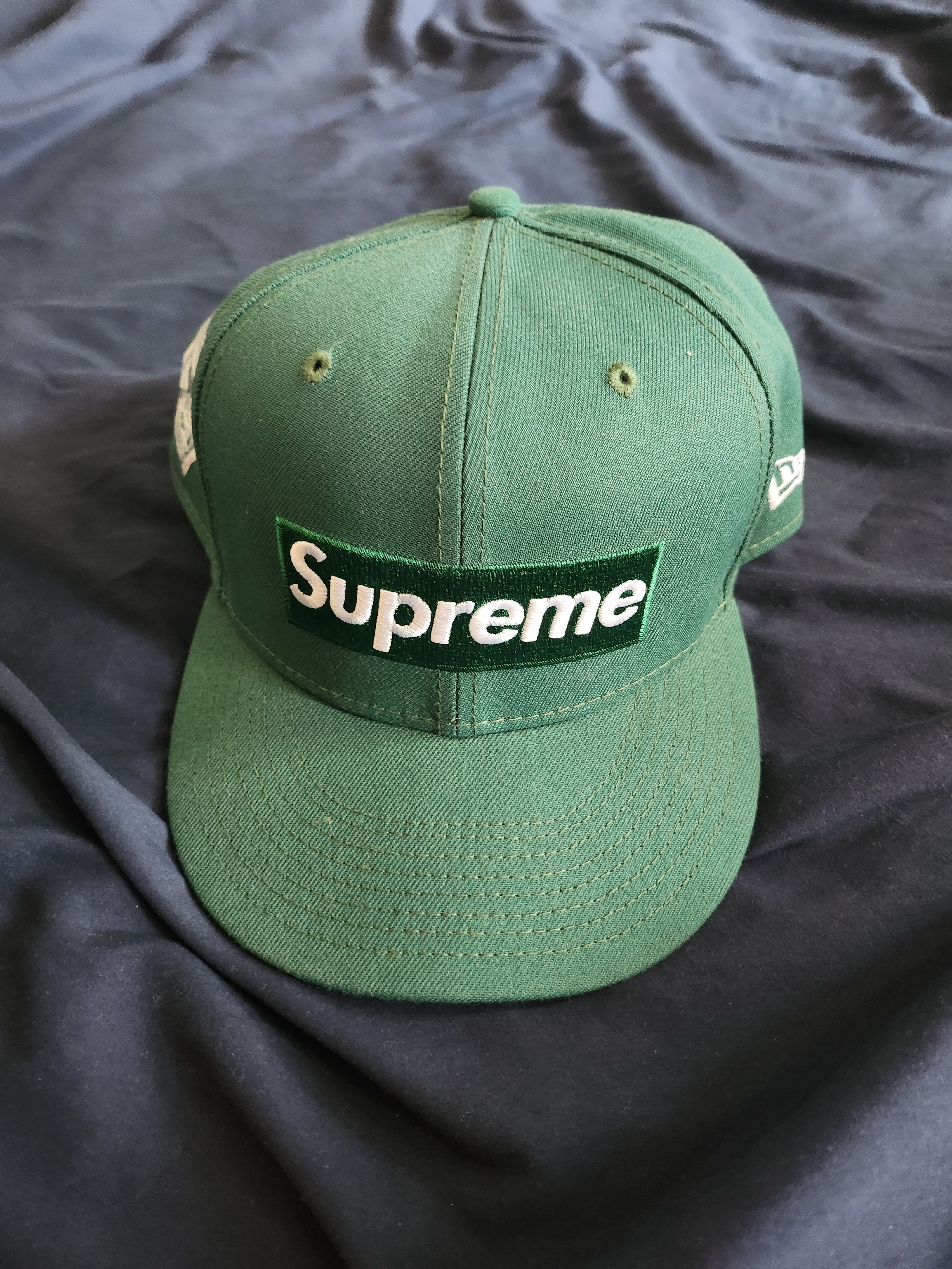 Supreme Supreme Money Box Logo New Era Hat Dark Green Size 8 | Grailed