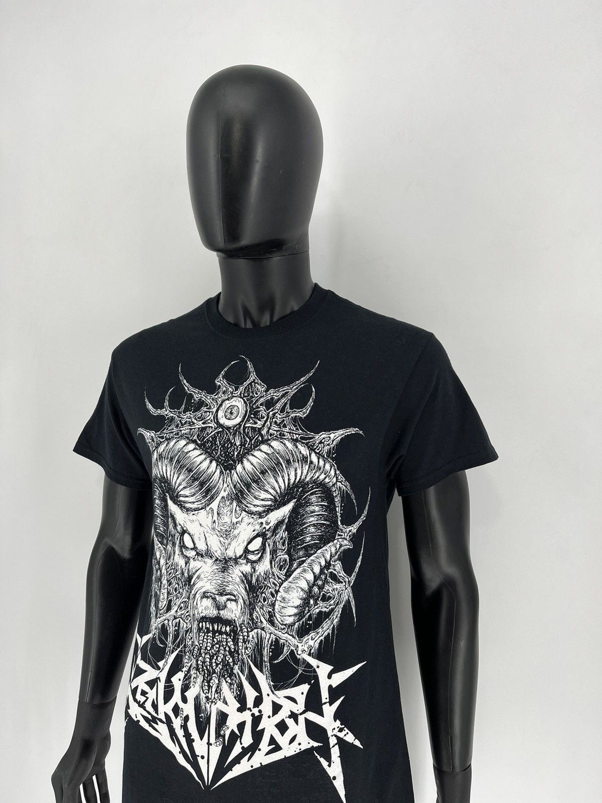 Band Tees 00s Vintage Y2K Revocation Trash Metal Band Tee Size US M / EU 48-50 / 2 - 4 Thumbnail