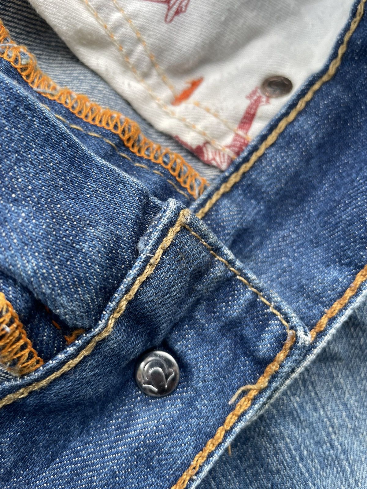 True Religion Vintage True Religion Aging Faded Wash Size US 36 / EU 52 - 19 Thumbnail