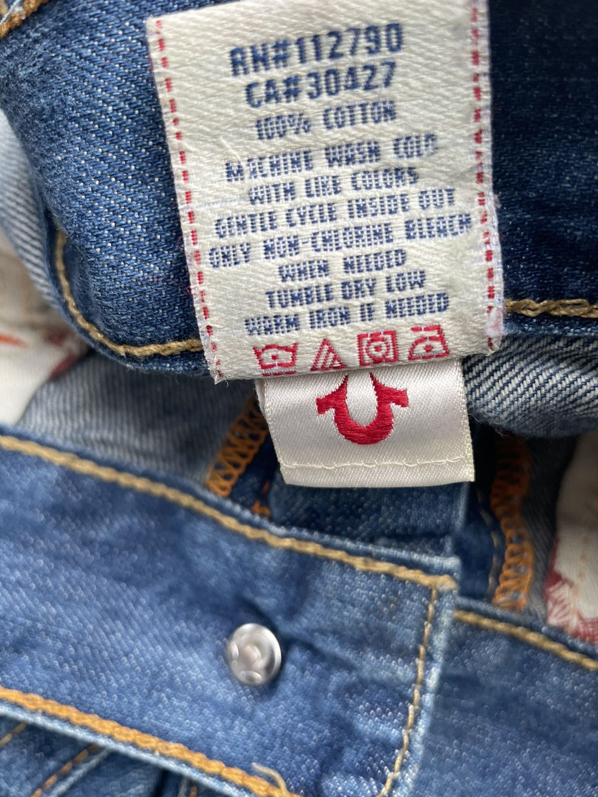 True Religion Vintage True Religion Aging Faded Wash Size US 36 / EU 52 - 17 Thumbnail