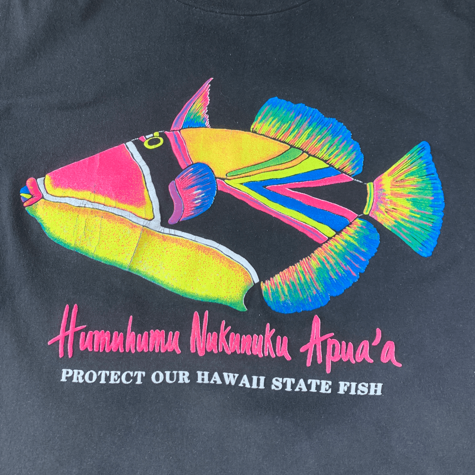 Vintage 90s Humuhumu Nukunuku Apua’a Hawaii Fish T shirt Hanes Size US XL / EU 56 / 4 - 4 Thumbnail