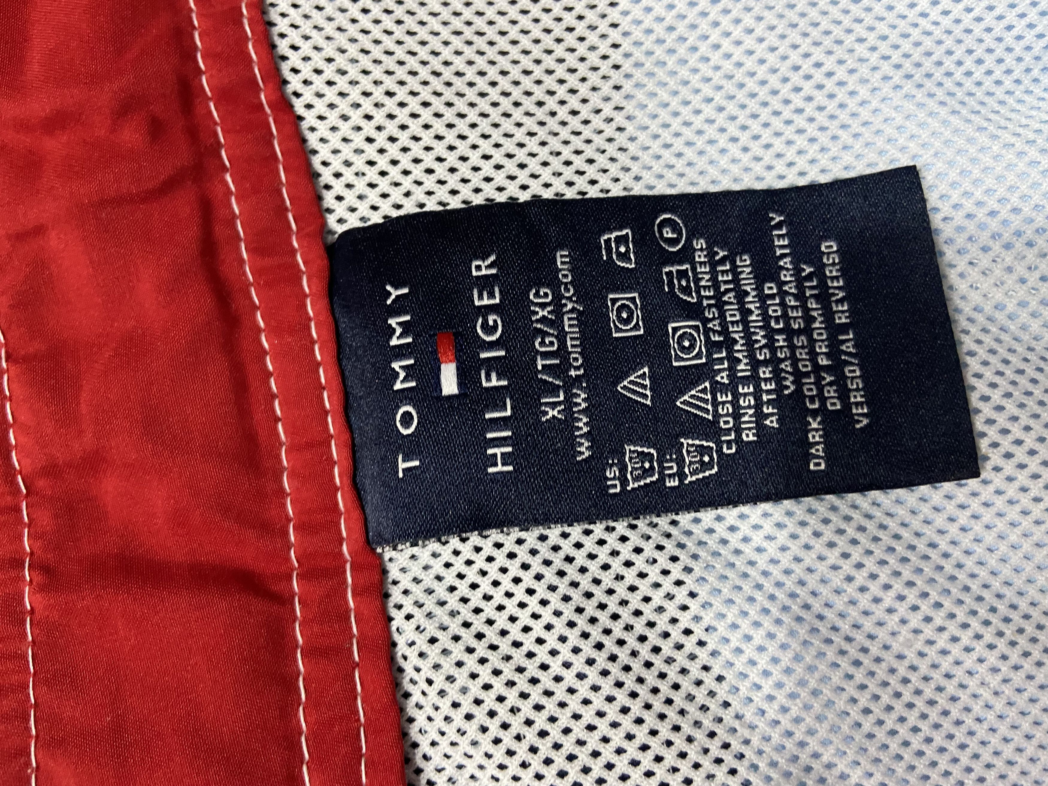 Tommy Hilfiger × Vintage Tommy Hilfiger Mens Nylon Swim Shorts Size US 36 / EU 52 - 3 Thumbnail