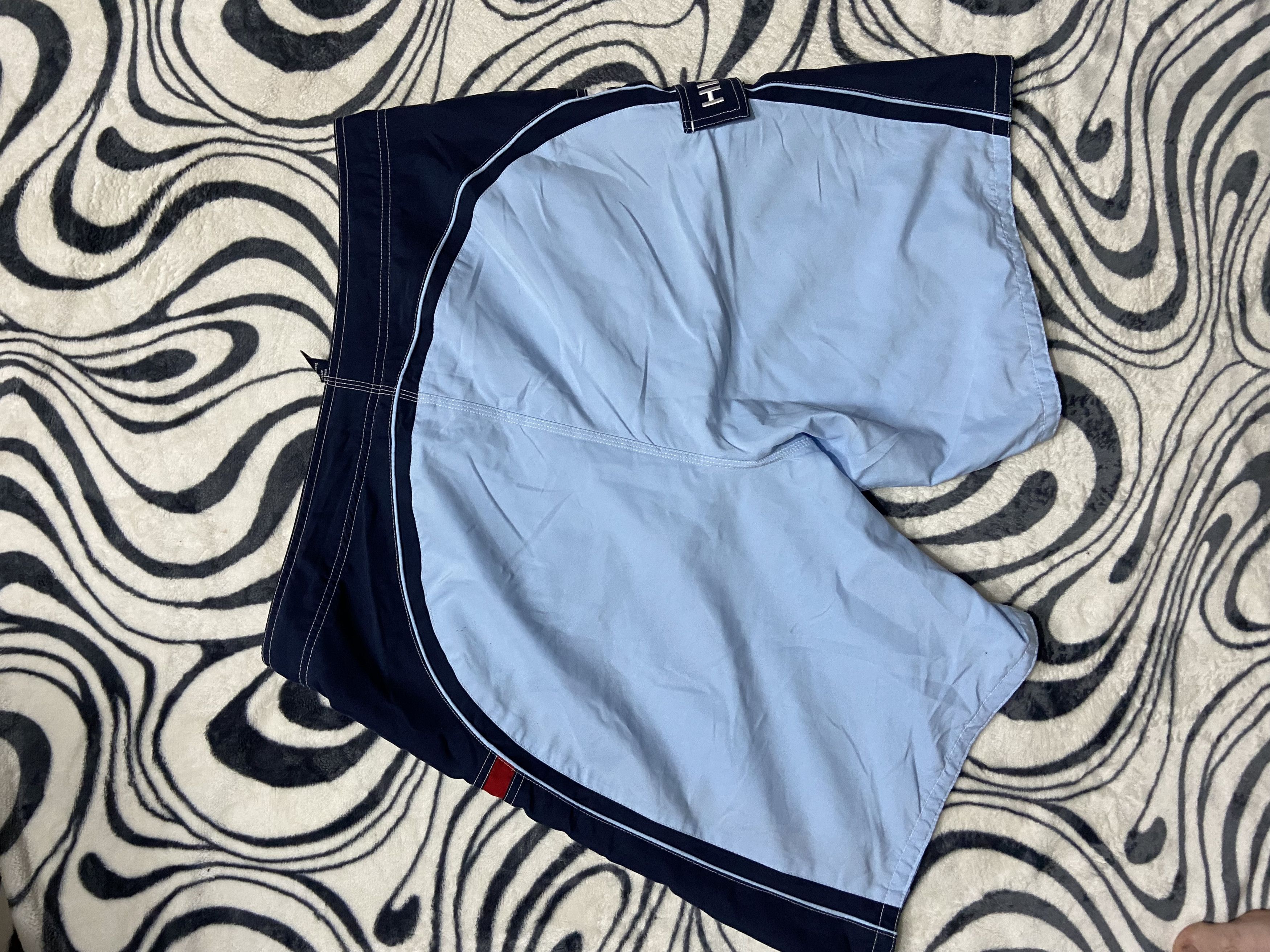 Tommy Hilfiger × Vintage Tommy Hilfiger Mens Nylon Swim Shorts Size US 36 / EU 52 - 5 Thumbnail