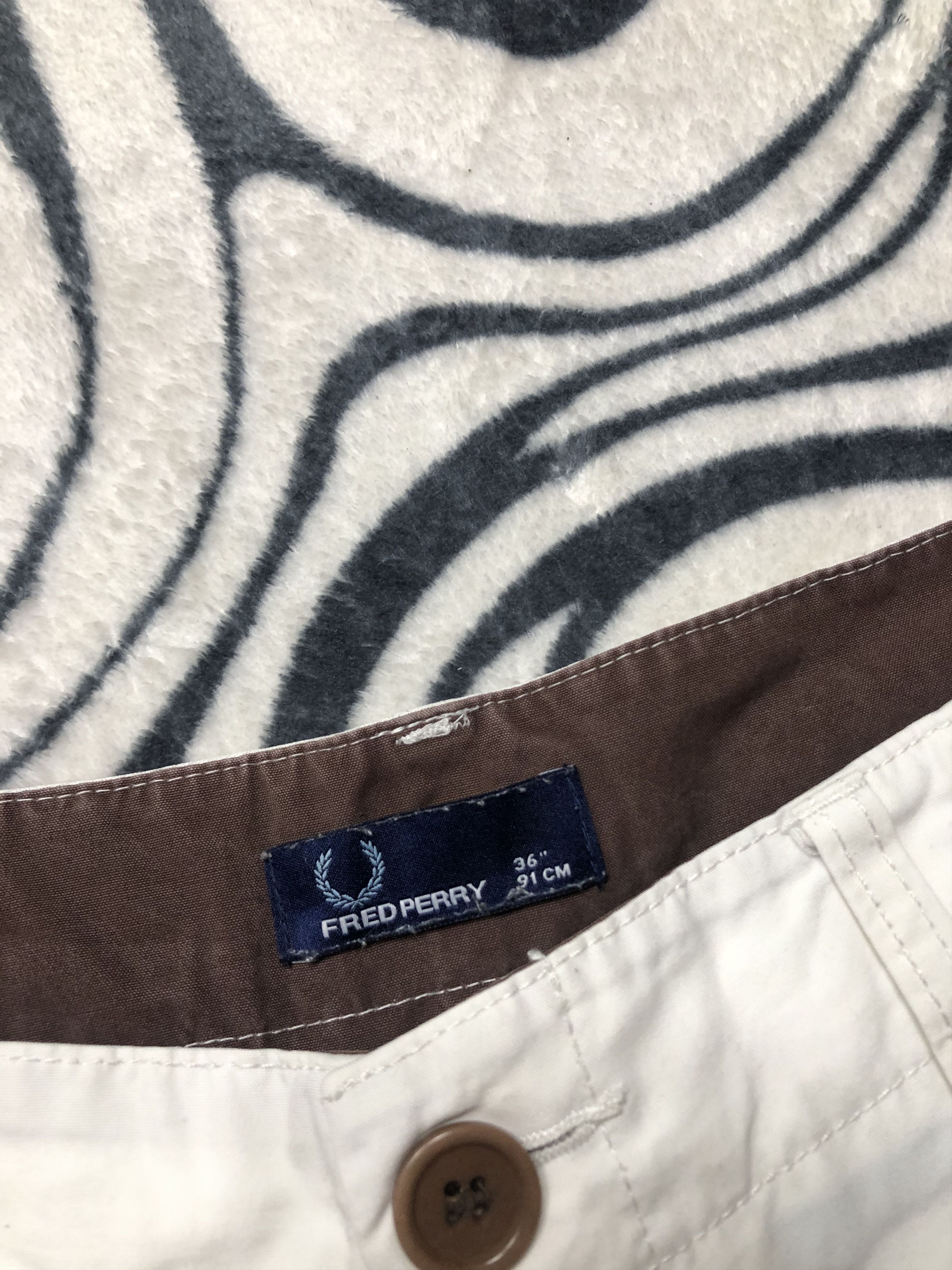 Fred Perry × Vintage Fred Perry Vintage Mens Chino Shorts Size US 36 / EU 52 - 3 Thumbnail