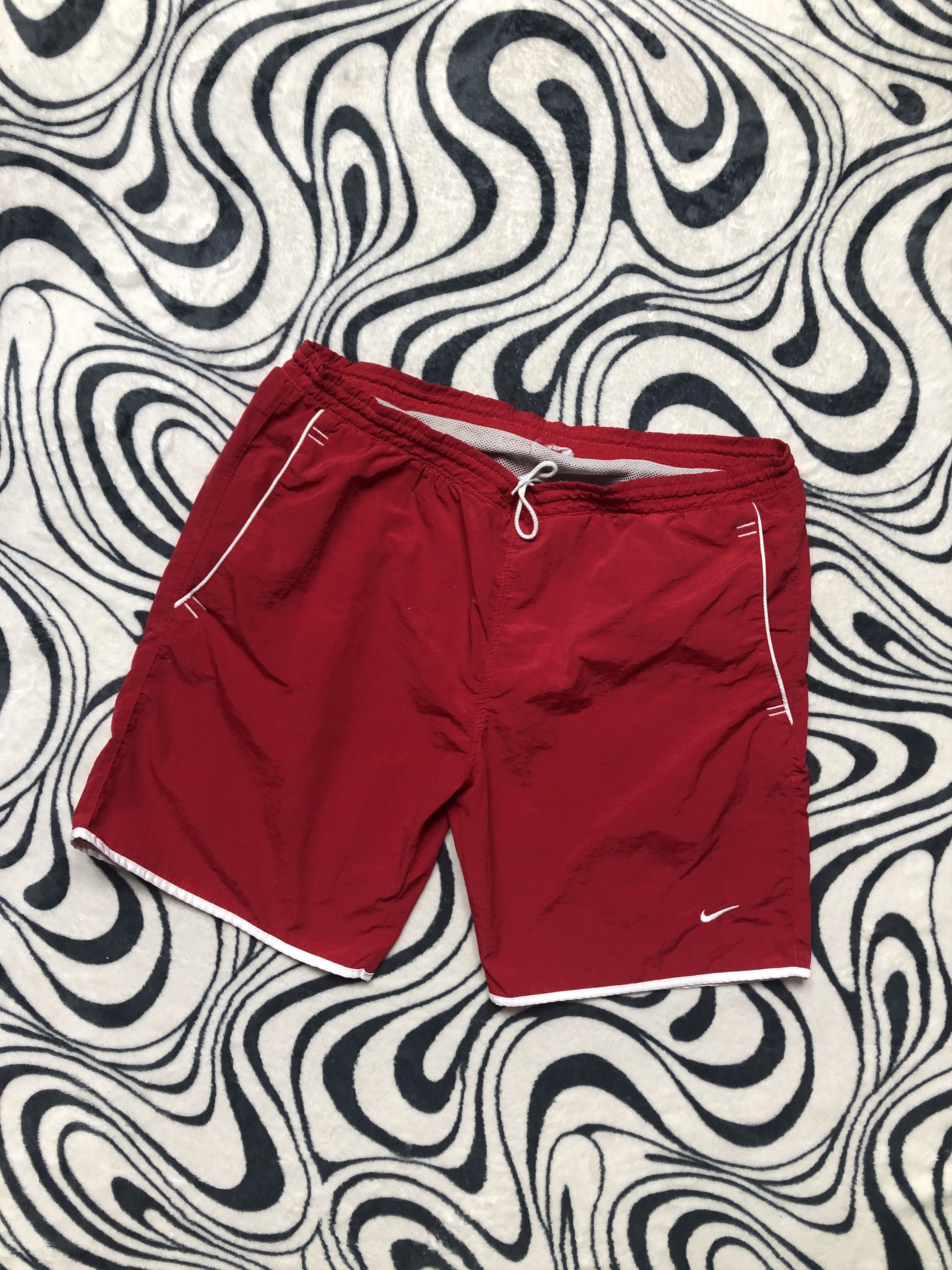 Nike × Vintage Nike Vintage Mens Nylon Shorts Size US 36 / EU 52 - 1 Thumbnail