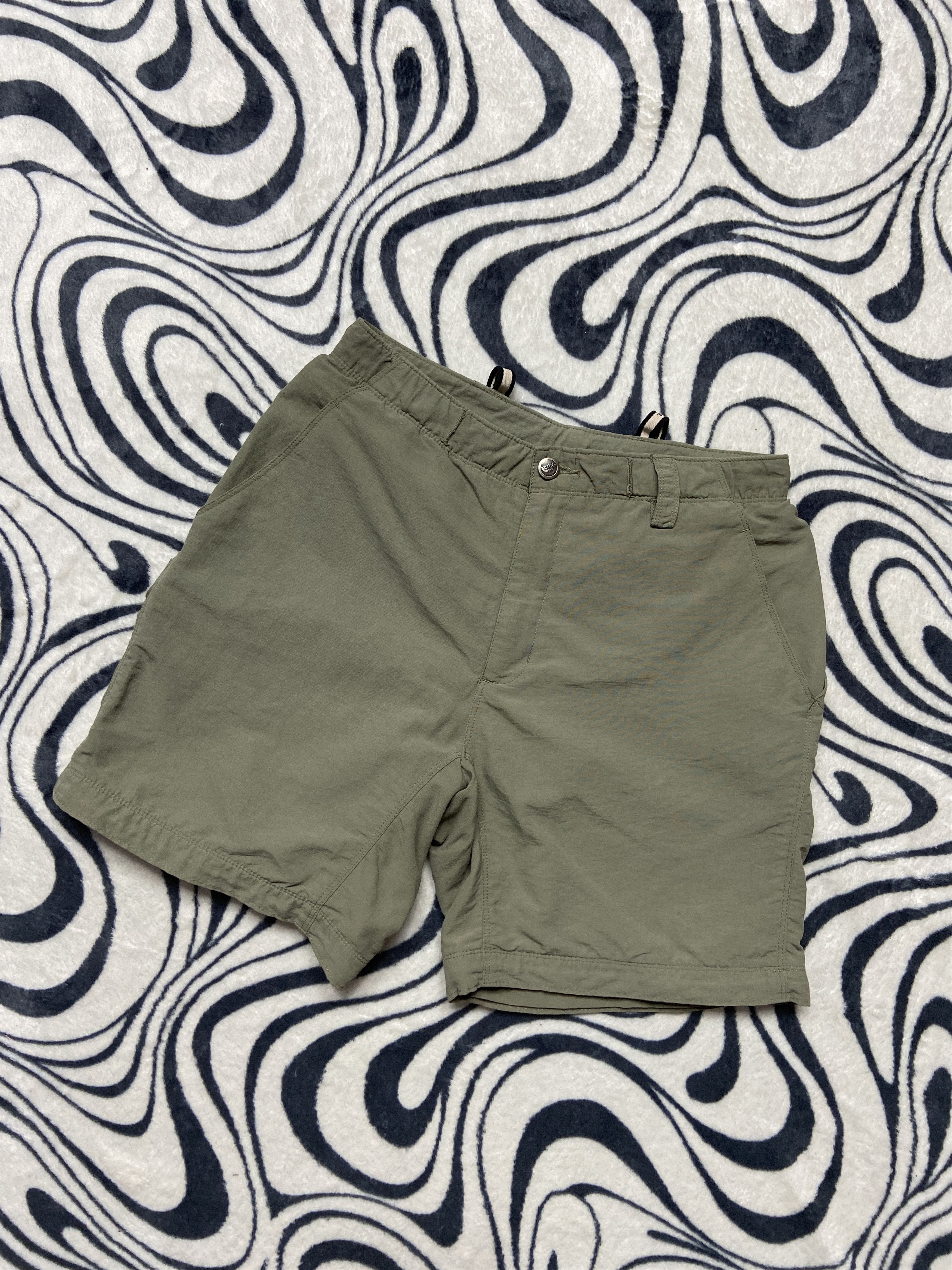 The North Face × Vintage The North Face Vintage WMNS Shorts Size US 30 / EU 46 - 1 Thumbnail