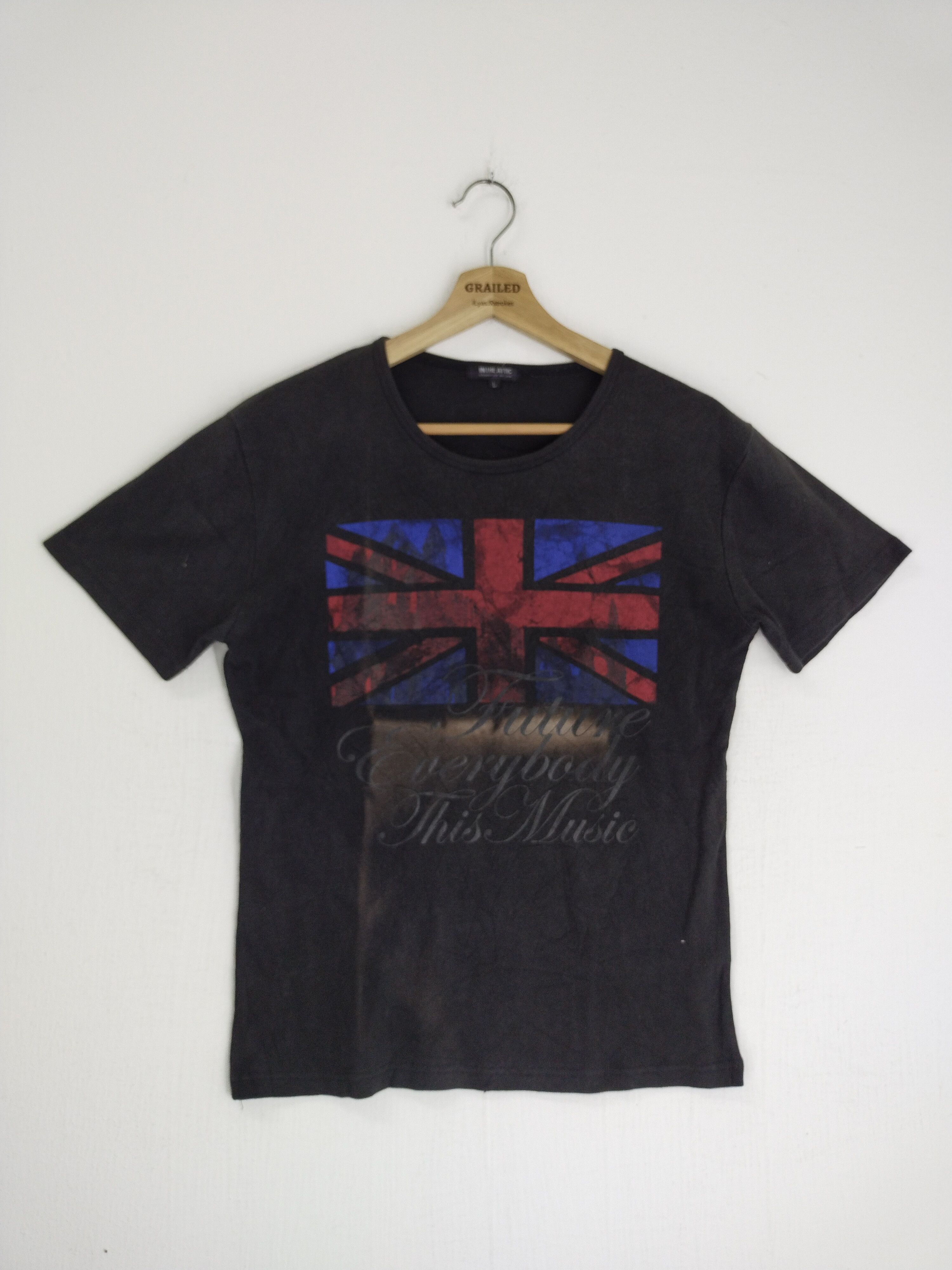 IN THE ATTIC FLAG PRINT SHIRT TEE