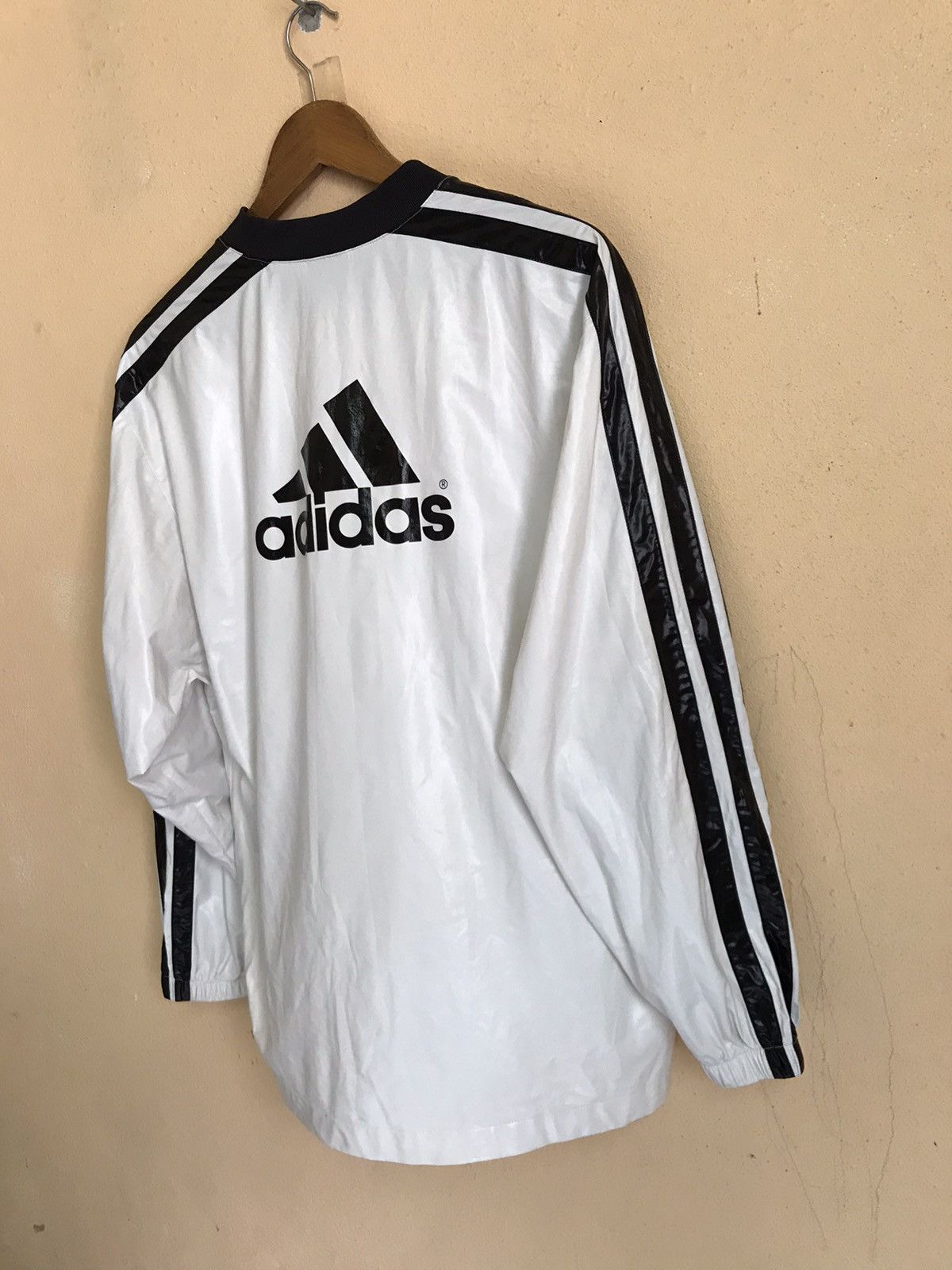 Adidas VINTAGE ADIDAS EQUIDMENT LONG SLEEVE Nylon Size US L / EU 52-54 / 3 - 4 Thumbnail