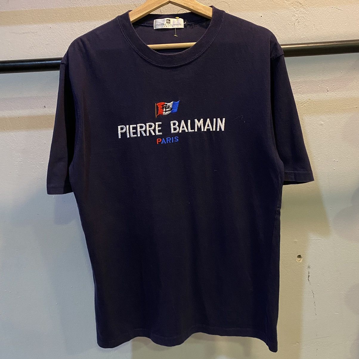 Pierre Balmain Pierre Balmain Paris Spellout Embroided Tee Size US L / EU 52-54 / 3 - 1 Thumbnail
