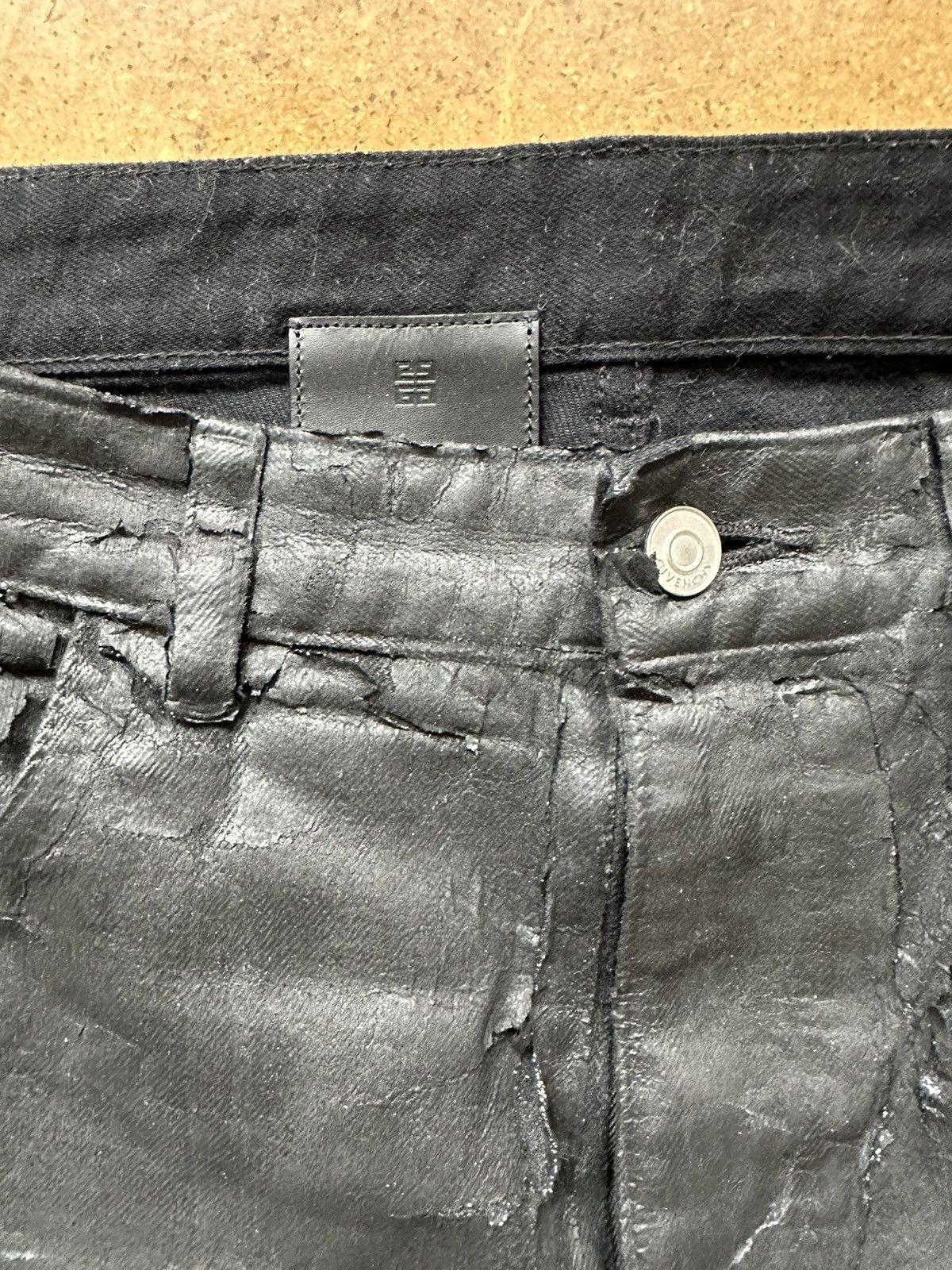 Givenchy Givenchy Black Painted Jeans 34 (Used) Size US 34 / EU 50 - 3 Thumbnail
