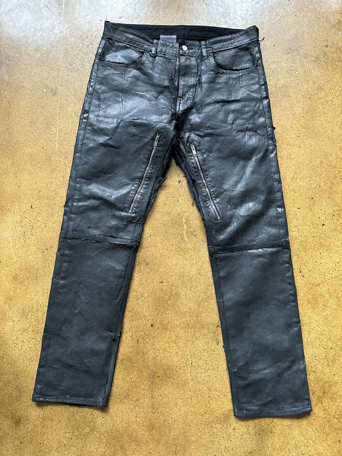 Givenchy Givenchy Black Painted Jeans 34 (Used) Size US 34 / EU 50 - 1 Thumbnail