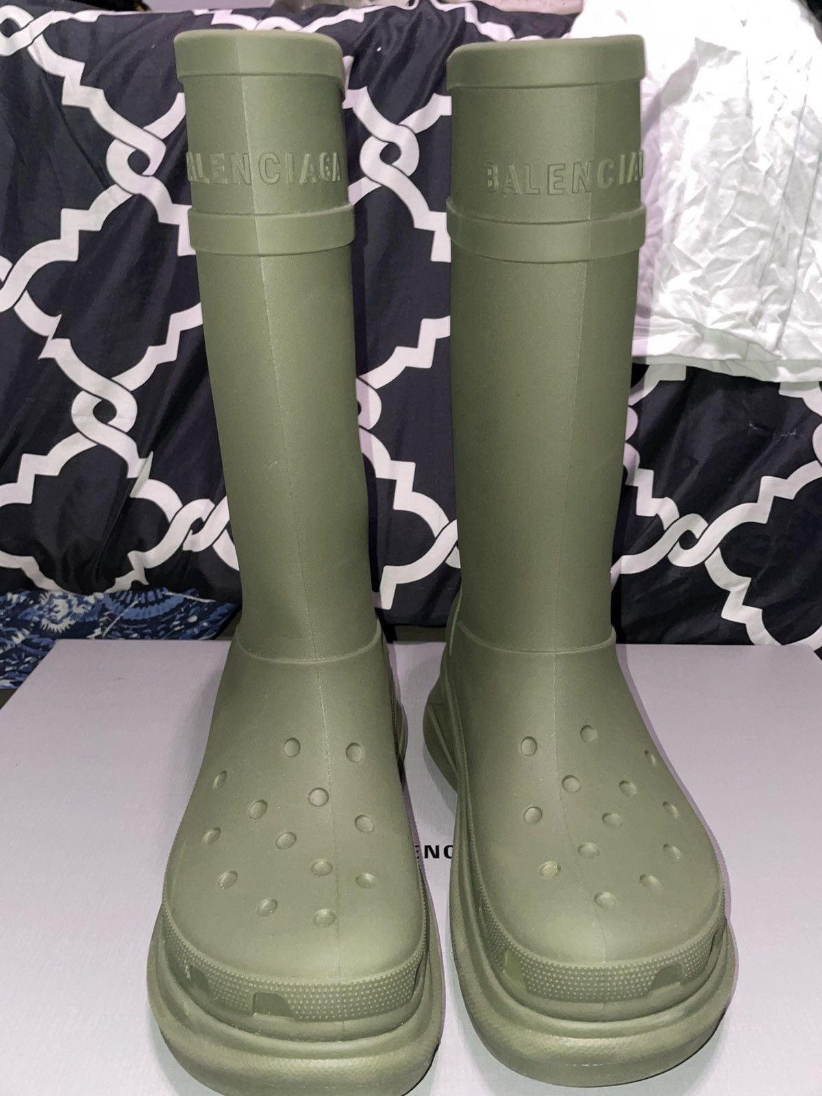 Balenciaga Balenciaga x crocs boots Size US 10 / EU 43 - 1 Thumbnail