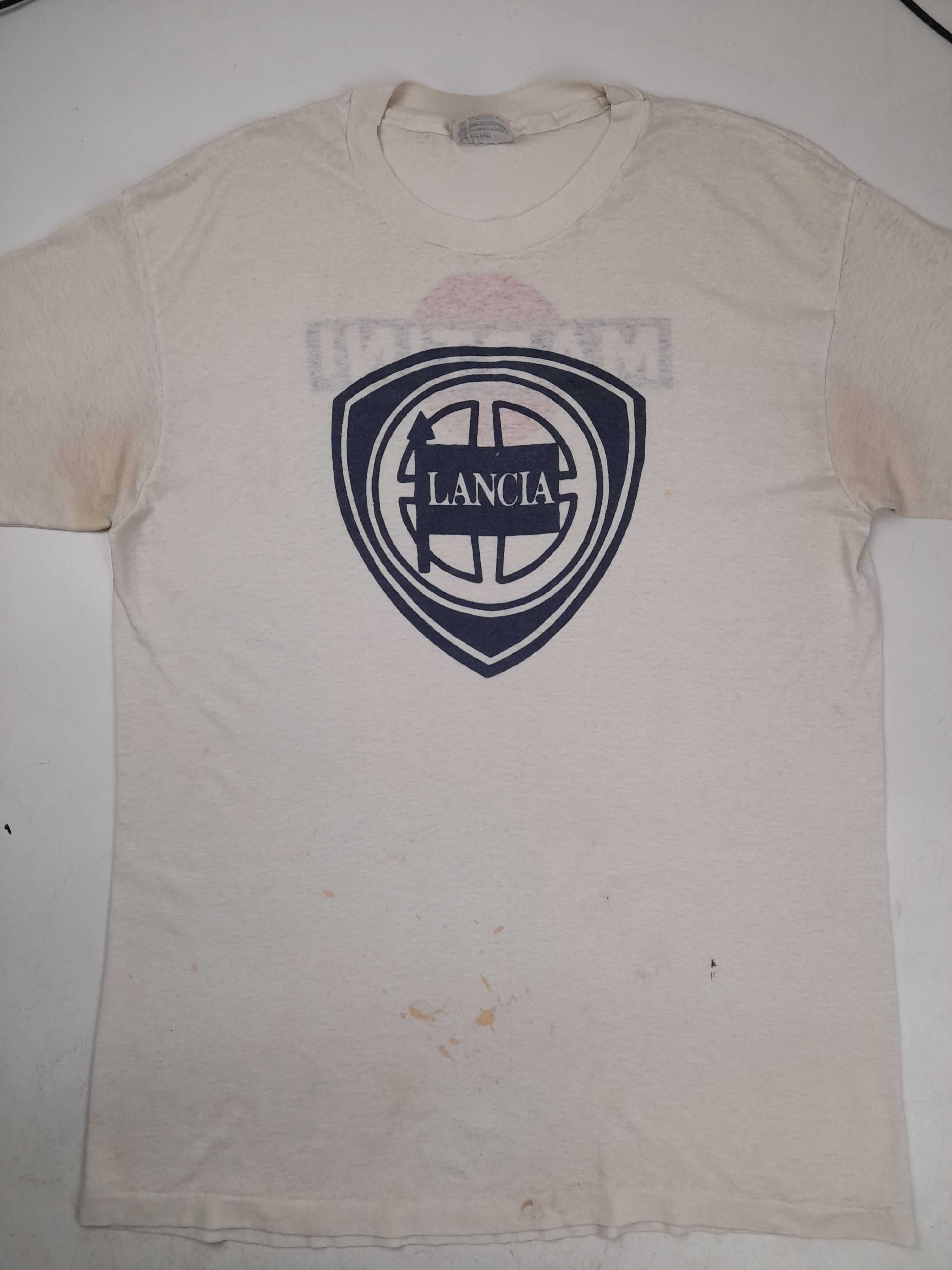 Vintage Vintage Lancia Perfectly Thrashed T-shirt Size US M / EU 48-50 / 2 - 6 Thumbnail