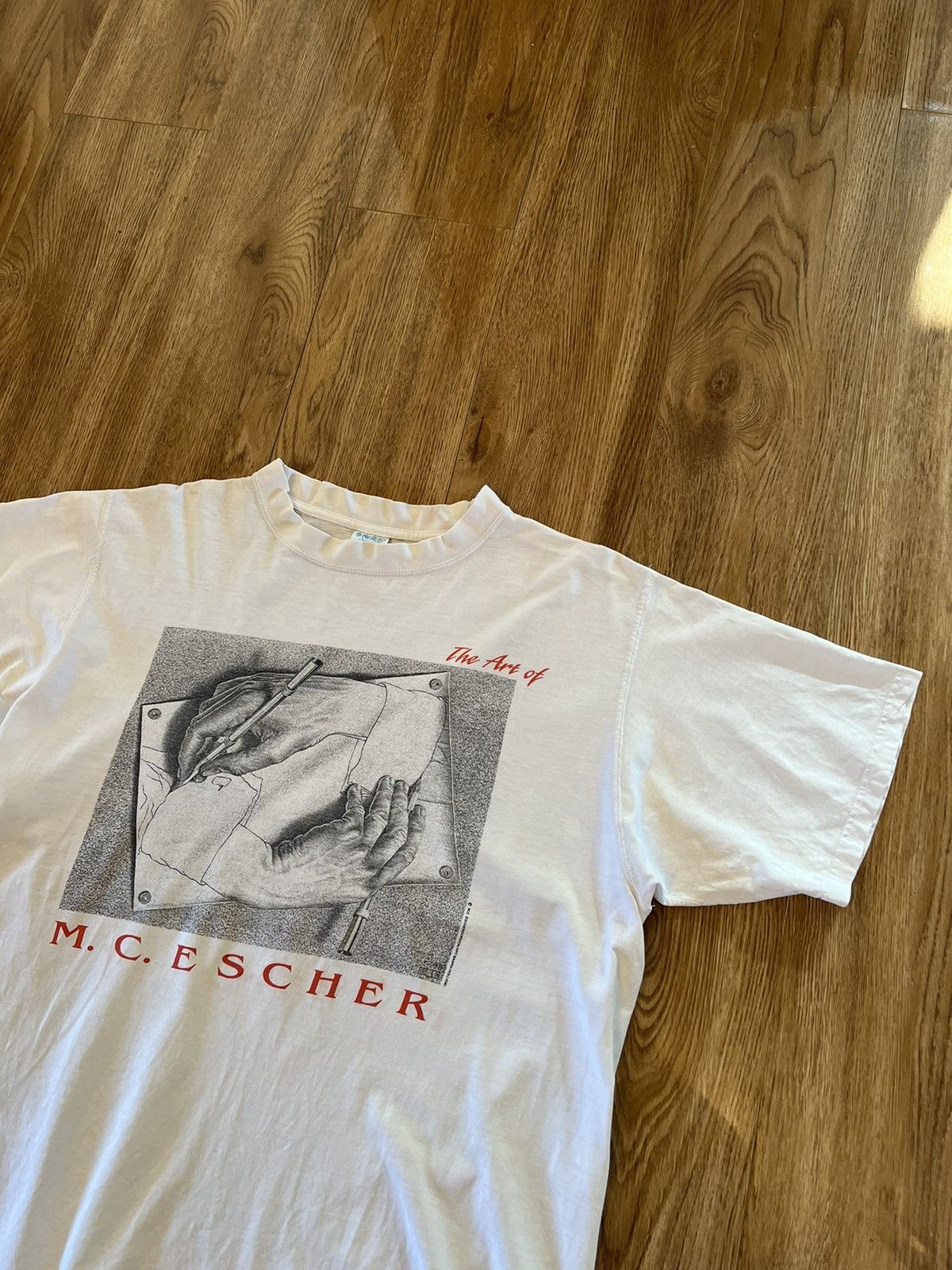 Vintage M.C. Escher Vintage Art Tee Shirt Size US XL / EU 56 / 4 - 5 Thumbnail