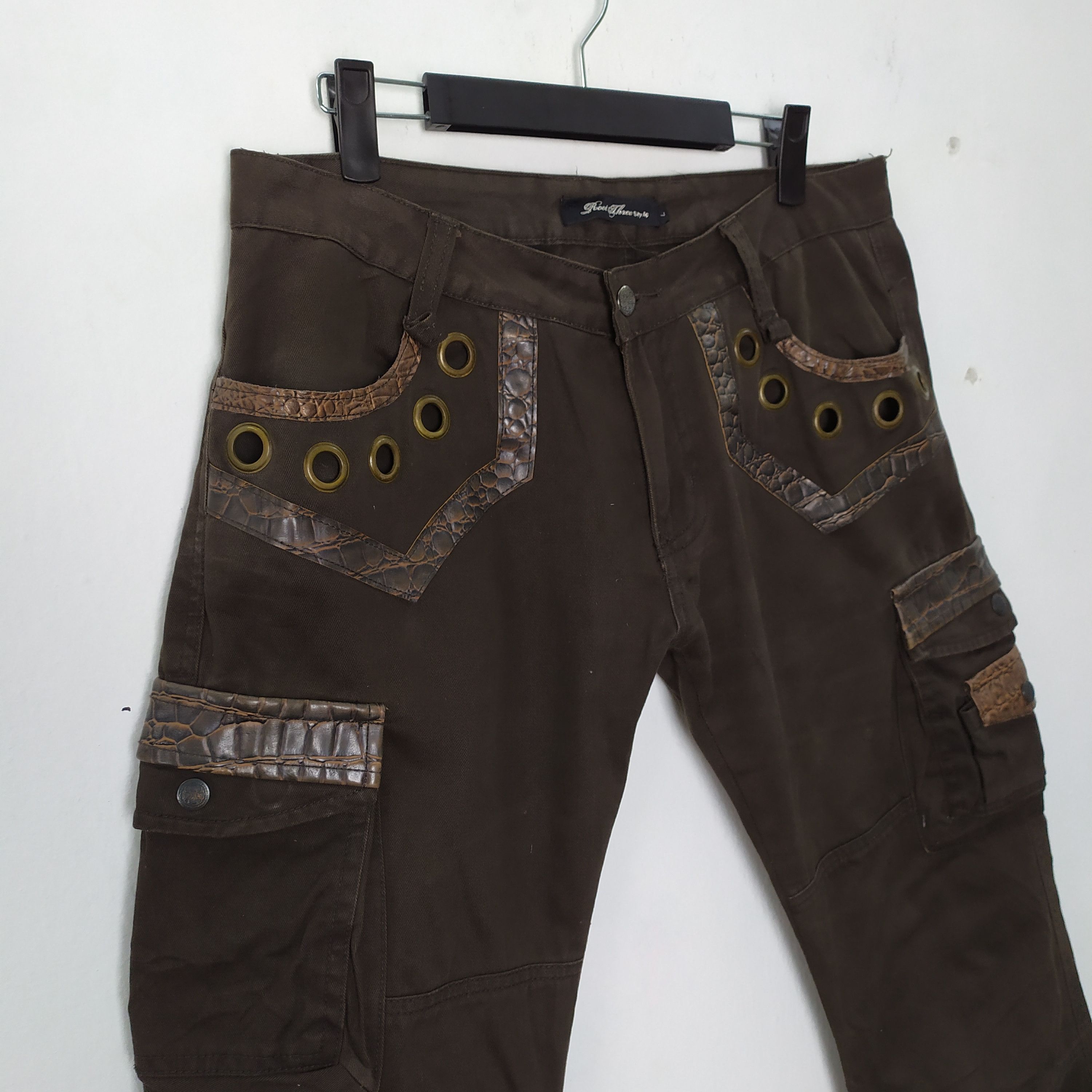 Roots Offerme 💥ROOT THREE FLARE CARGO PANTS Size US 32 / EU 48 - 2 Thumbnail