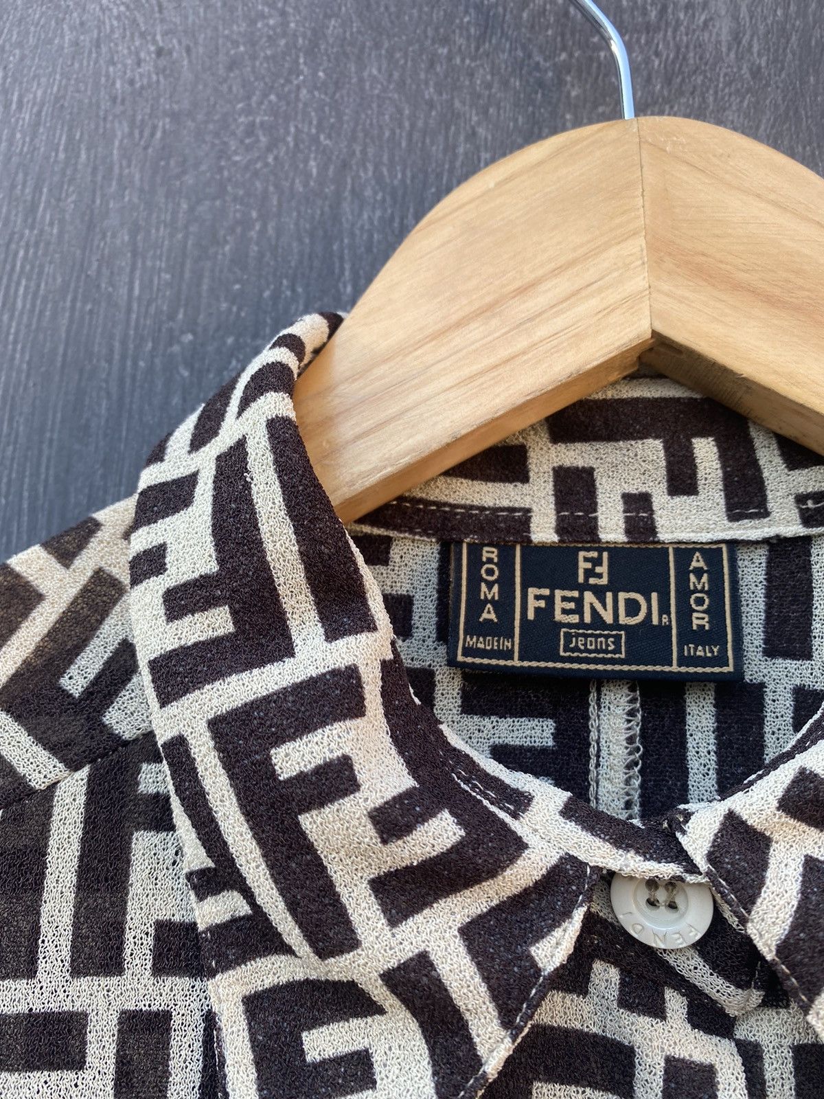 Fendi × Vintage Fendi Roma Set shirt tank top size 46 made in Italy Size US S / EU 44-46 / 1 - 5 Thumbnail