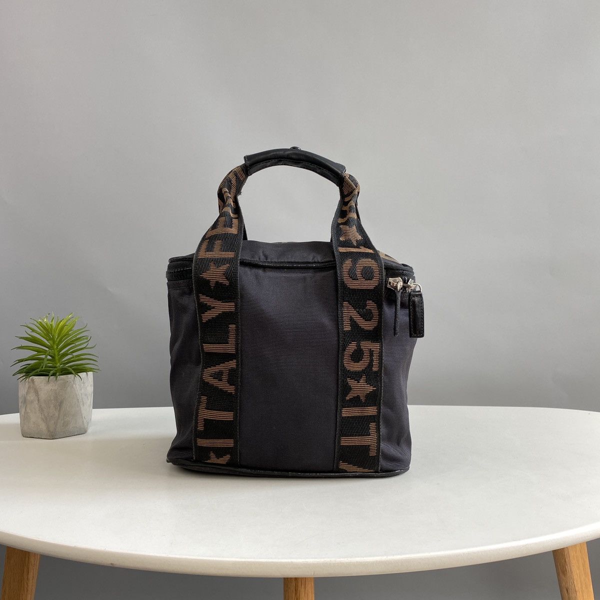 Fendi × Vintage FENDI 1925 ITALY ROMA vintage bag Size ONE SIZE - 2 Thumbnail