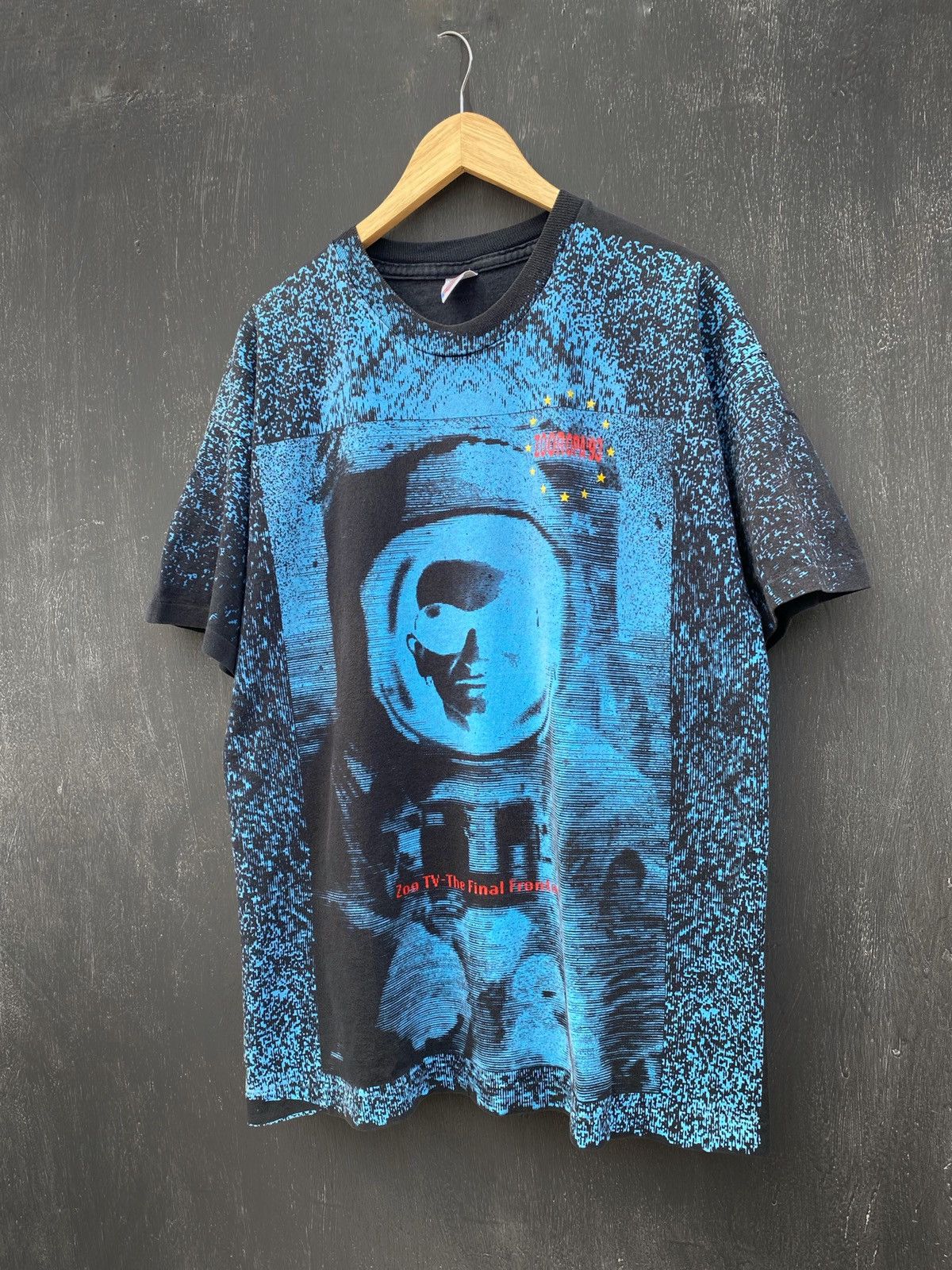 Band Tees U2 Zooropa 93 Vintage 90s overprinted t shirt size L/XL Size US L / EU 52-54 / 3 - 1 Thumbnail