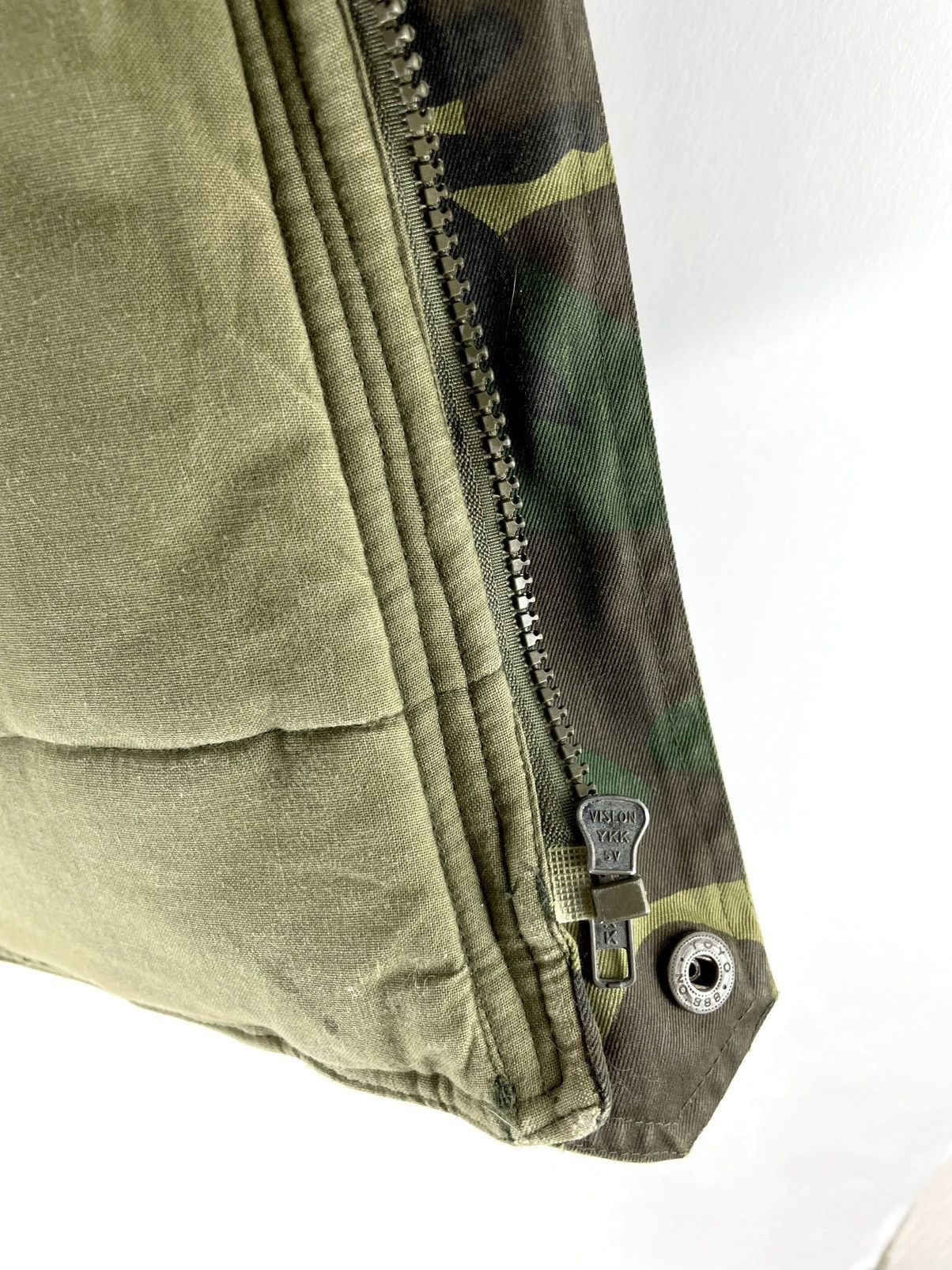 Vintage vintage military padded vest Size US L / EU 52-54 / 3 - 4 Thumbnail