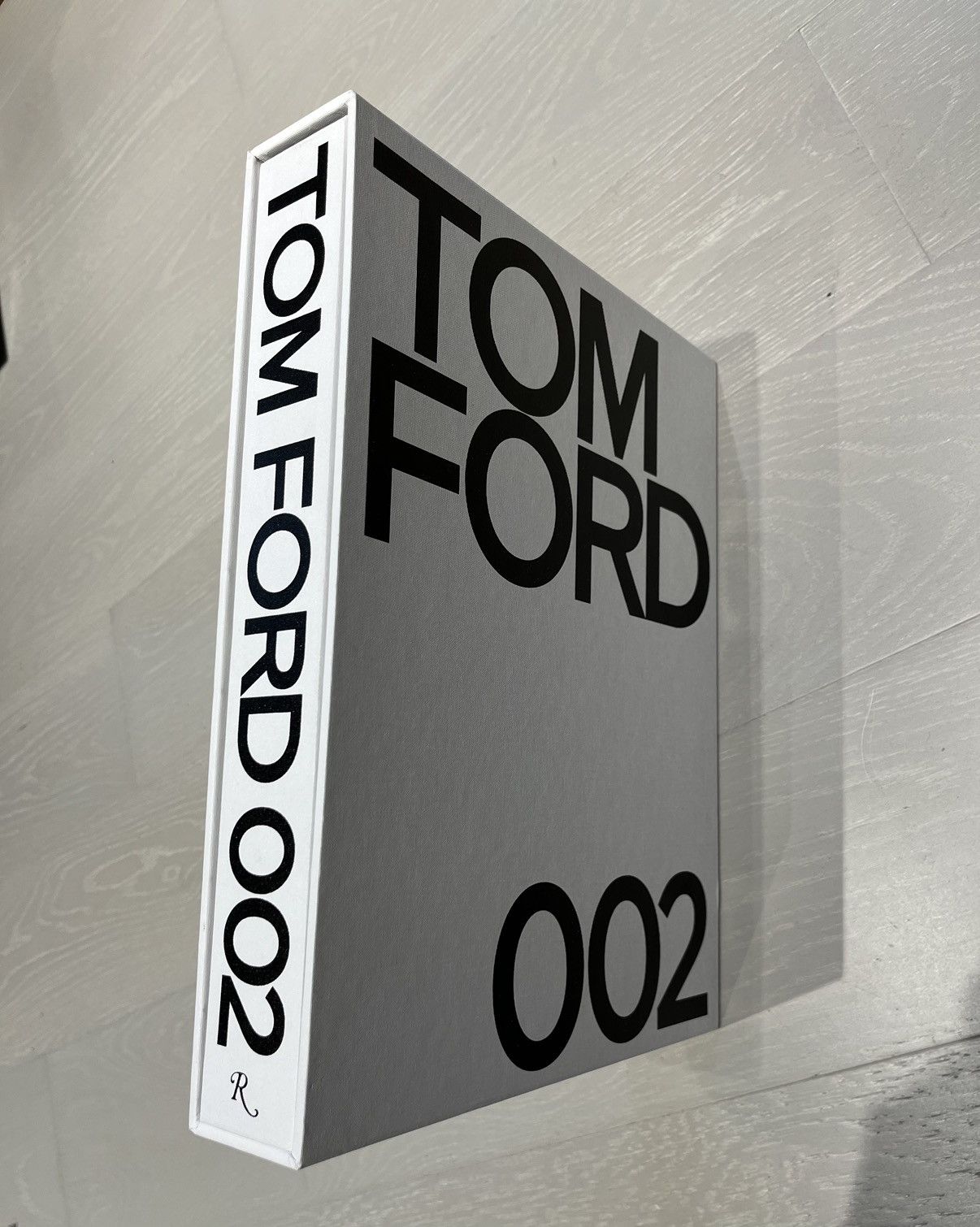 Tom Ford TOM FORD 002 BOOK Size ONE SIZE - 2 Thumbnail