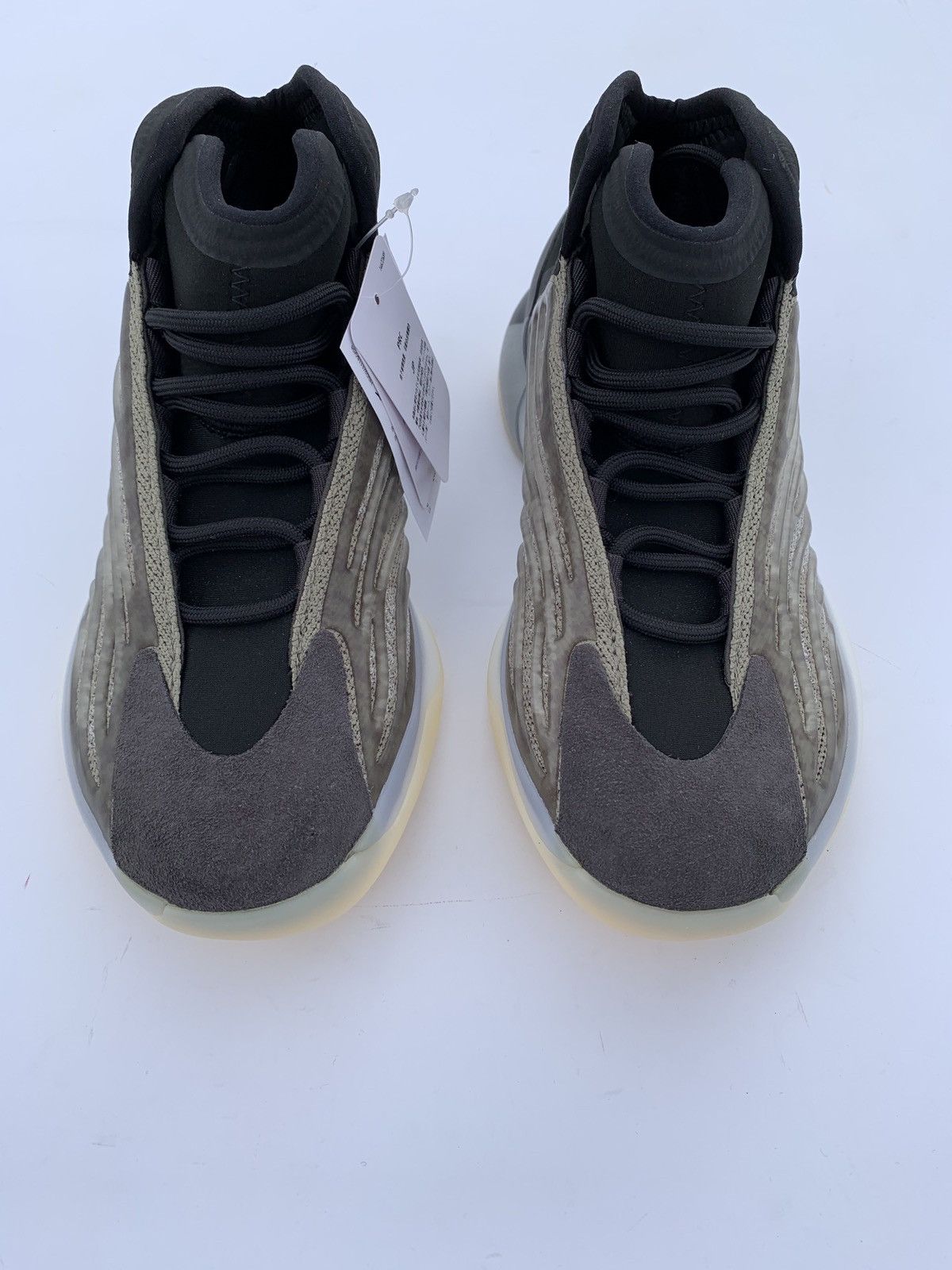 Adidas × Kanye West QNTM Barium Hi Top Sneaker BNIB Size US 6 / EU 39 - 2 Thumbnail