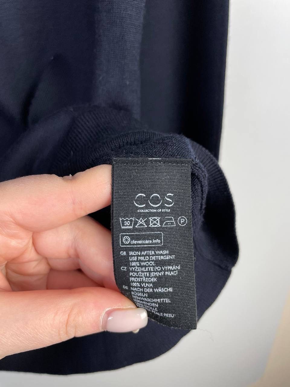 Cos COS luxury sweater size m Size US M / EU 48-50 / 2 - 3 Thumbnail