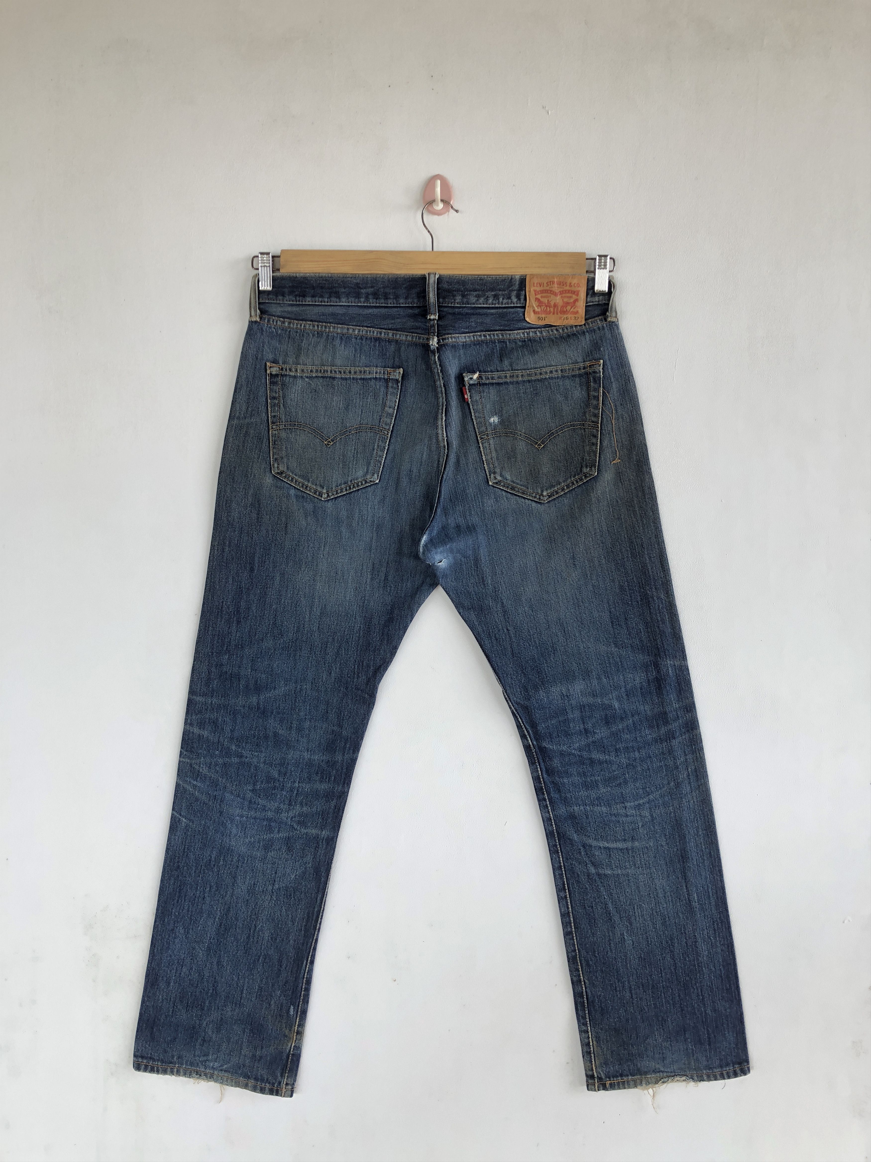 Levi's Vintage Levis 501 Stonewash Jeans Levi's Distressed Denim Size US 36 / EU 52 - 2 Thumbnail