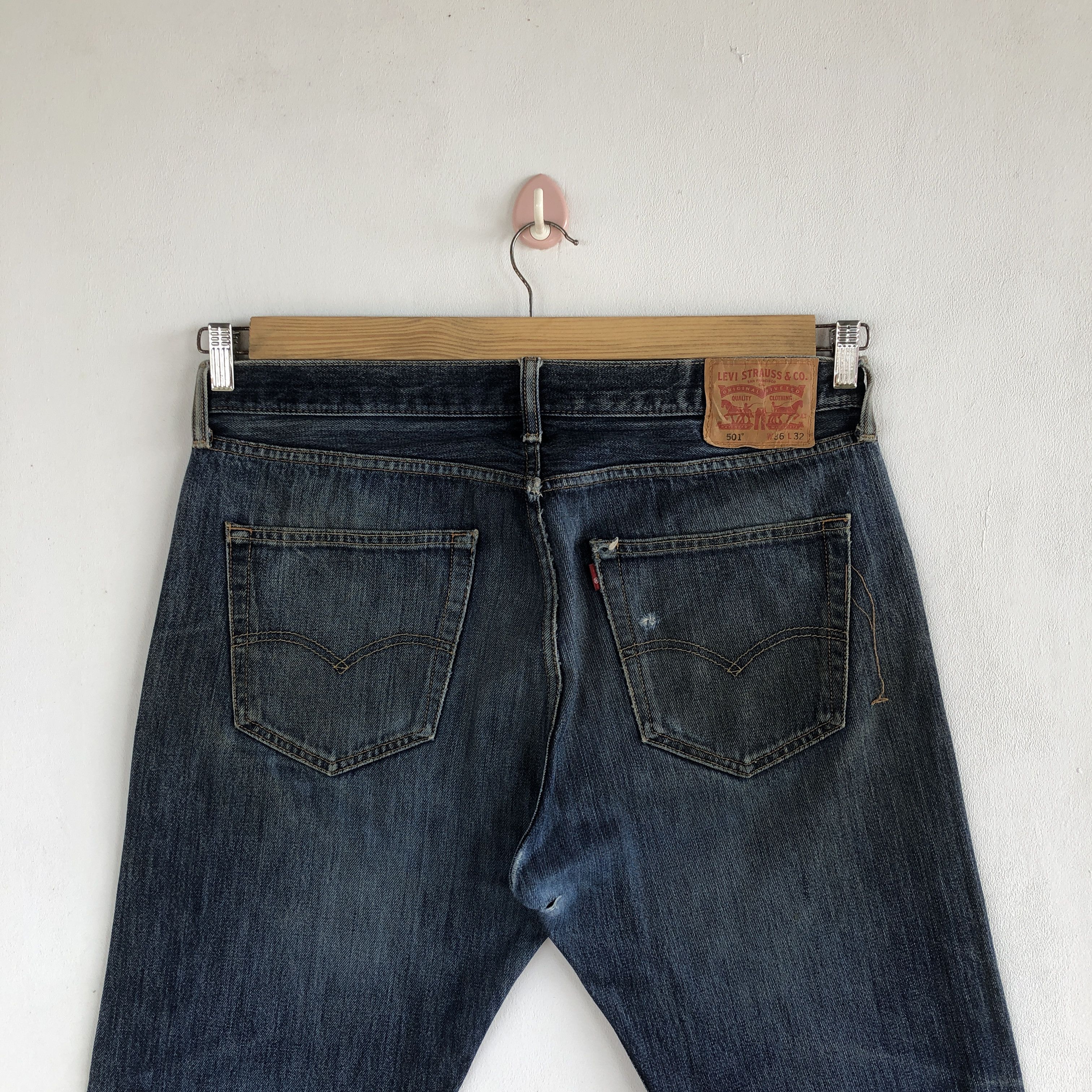 Levi's Vintage Levis 501 Stonewash Jeans Levi's Distressed Denim Size US 36 / EU 52 - 4 Thumbnail