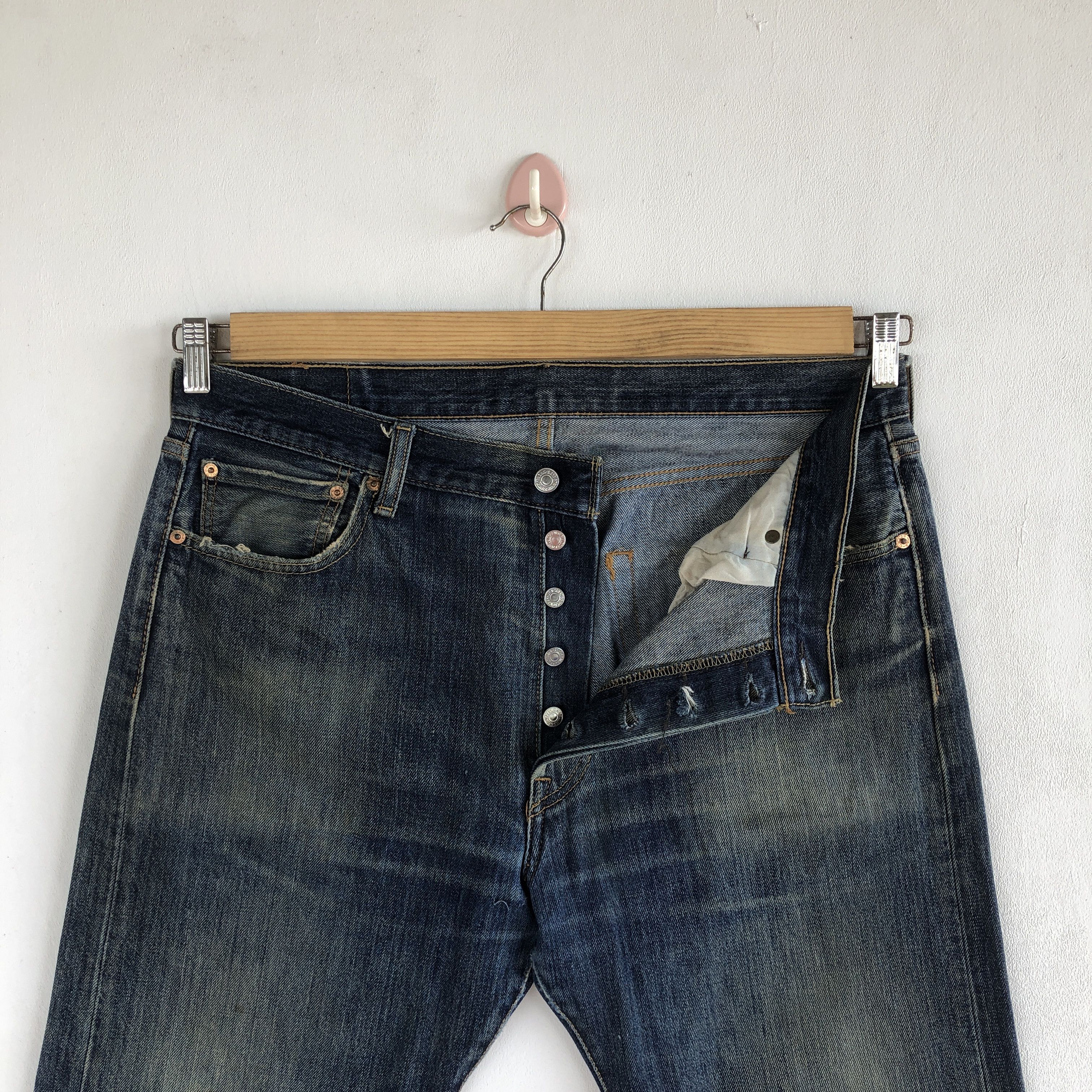 Levi's Vintage Levis 501 Stonewash Jeans Levi's Distressed Denim Size US 36 / EU 52 - 8 Thumbnail