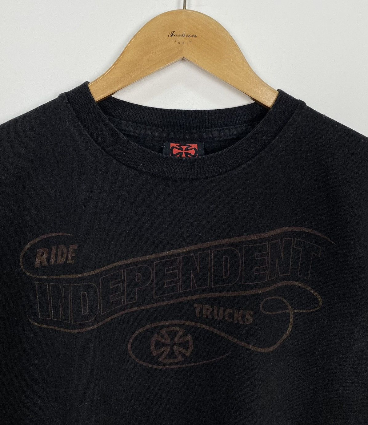 Independent Truck Co. × Vintage Ride Independent Trucks T-Shirt Men’s Black Top Short Sleeve Size US M / EU 48-50 / 2 - 2 Thumbnail