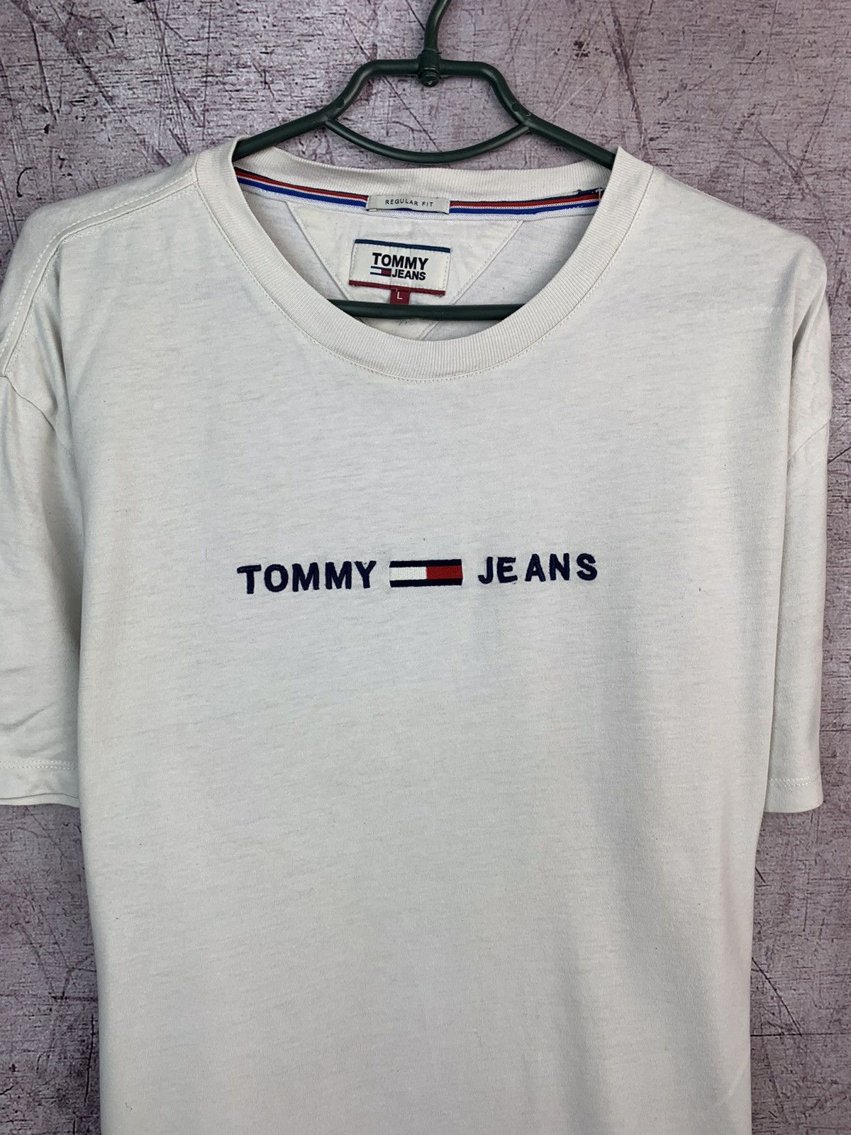 Tommy Hilfiger × Tommy Jeans Tommy Jeans Vintage T Shirt Size US L / EU 52-54 / 3 - 2 Thumbnail