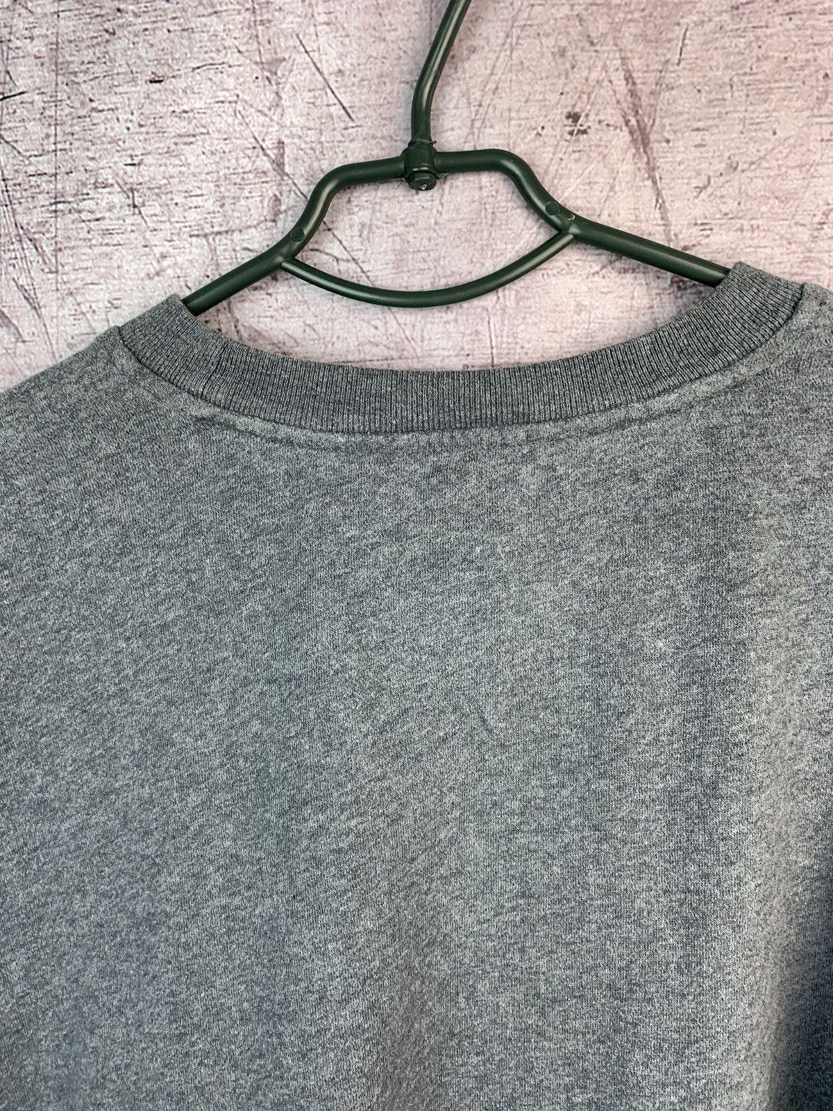 Tommy Hilfiger × Vintage Vintage Tommy Hilfiger Crew Neck Sweatshirt Size US XL / EU 56 / 4 - 4 Thumbnail