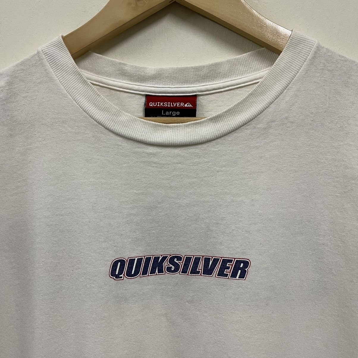 Quiksilver Vintage Quiksilver Tshirt Surf Size US L / EU 52-54 / 3 - 4 Thumbnail