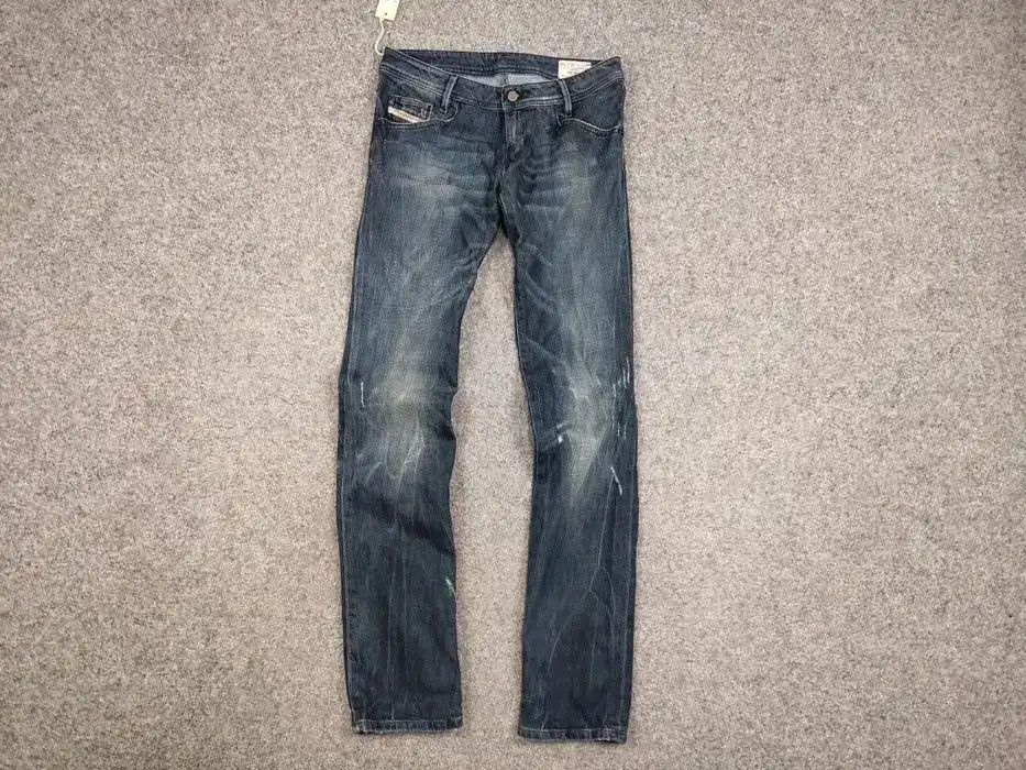 Diesel Vintage Y2K New Diesel News Distressed Denim Jeans Size US 30 / EU 46 - 5 Thumbnail