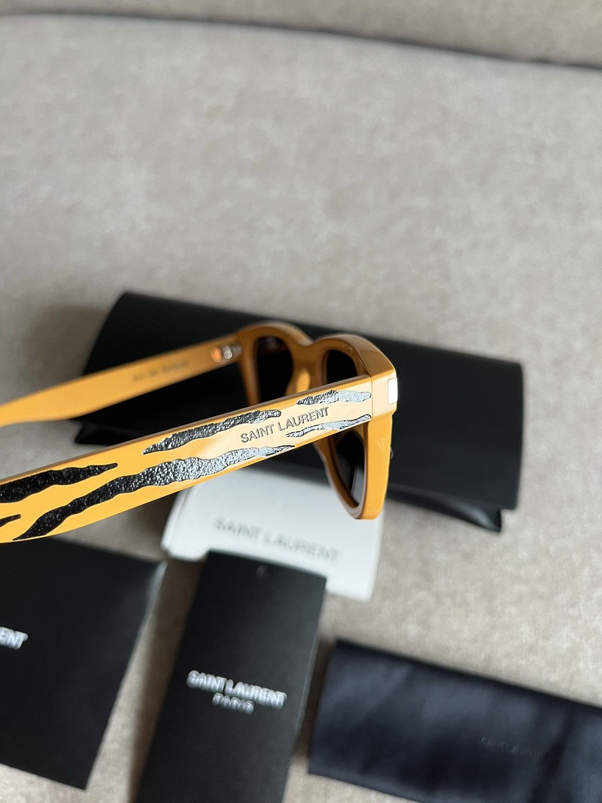 Hedi Slimane × Saint Laurent Paris × Yves Saint Laurent Runway Brand New Saint Laurent Sunglass Limited Edition Size ONE SIZE - 9 Thumbnail