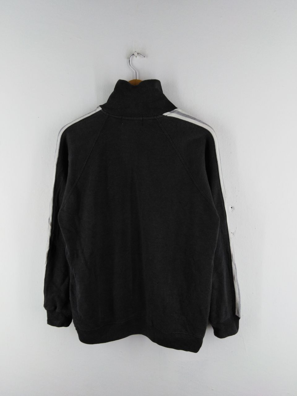 Vintage BITCH SKATEBOARD LIGHT JACKET HOODED Size US M / EU 48-50 / 2 - 3 Thumbnail