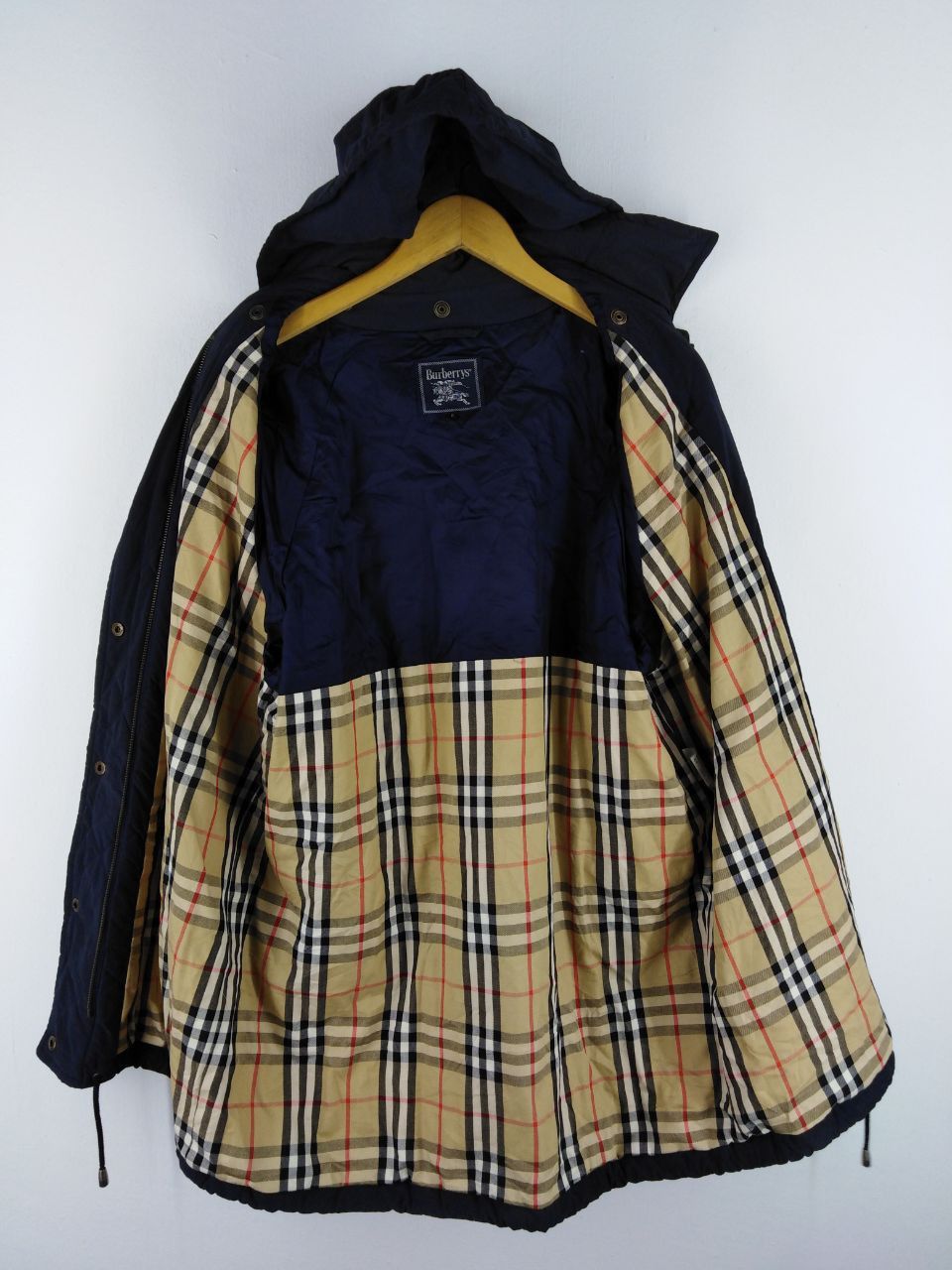 Burberry BURBERRYS PUFFER PARKAS Size US M / EU 48-50 / 2 - 5 Thumbnail