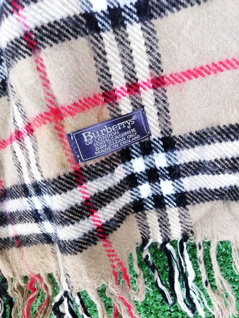Burberry VINTAGE CASHMERE MUFFLER MADE IN ENGLAND Size ONE SIZE - 3 Thumbnail