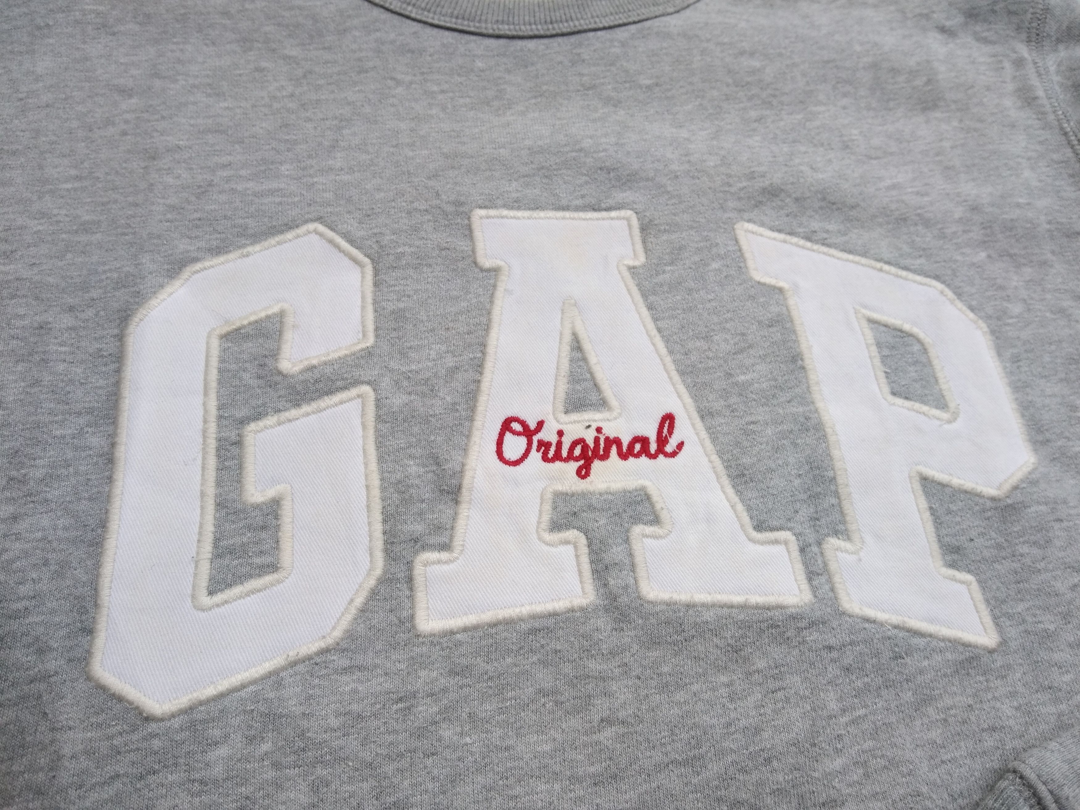 Gap GAP SPELL OUT EMBROIDERY SWEATSHIRT Size US M / EU 48-50 / 2 - 6 Thumbnail