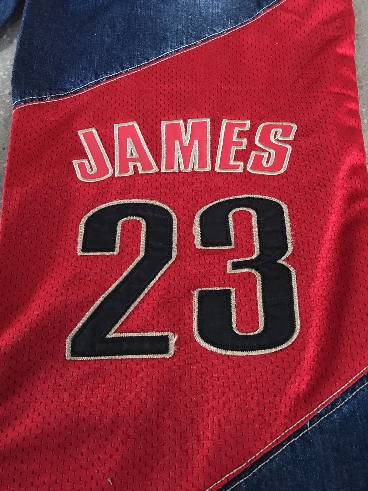 NBA Lebron James Cleveland Cavaliers Denim Jeans Patchwork Size US 38 / EU 54 - 6 Thumbnail