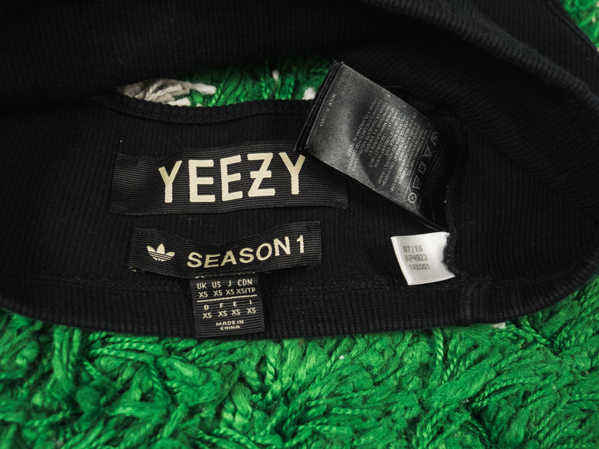 Yeezy YEEZY SEASON 1 WOMANS SPORTS BRA (XS) Woman Size XS / US 0-2 / IT 36-38 - 7 Thumbnail