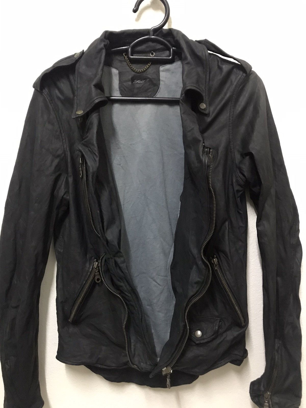 FISII LEATHER JACKET