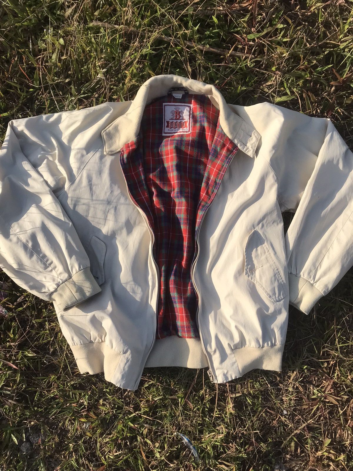 Baracuta × Vintage 3.6 vintage baracuta made in England with red check lining Size US M / EU 48-50 / 2 - 1 Thumbnail