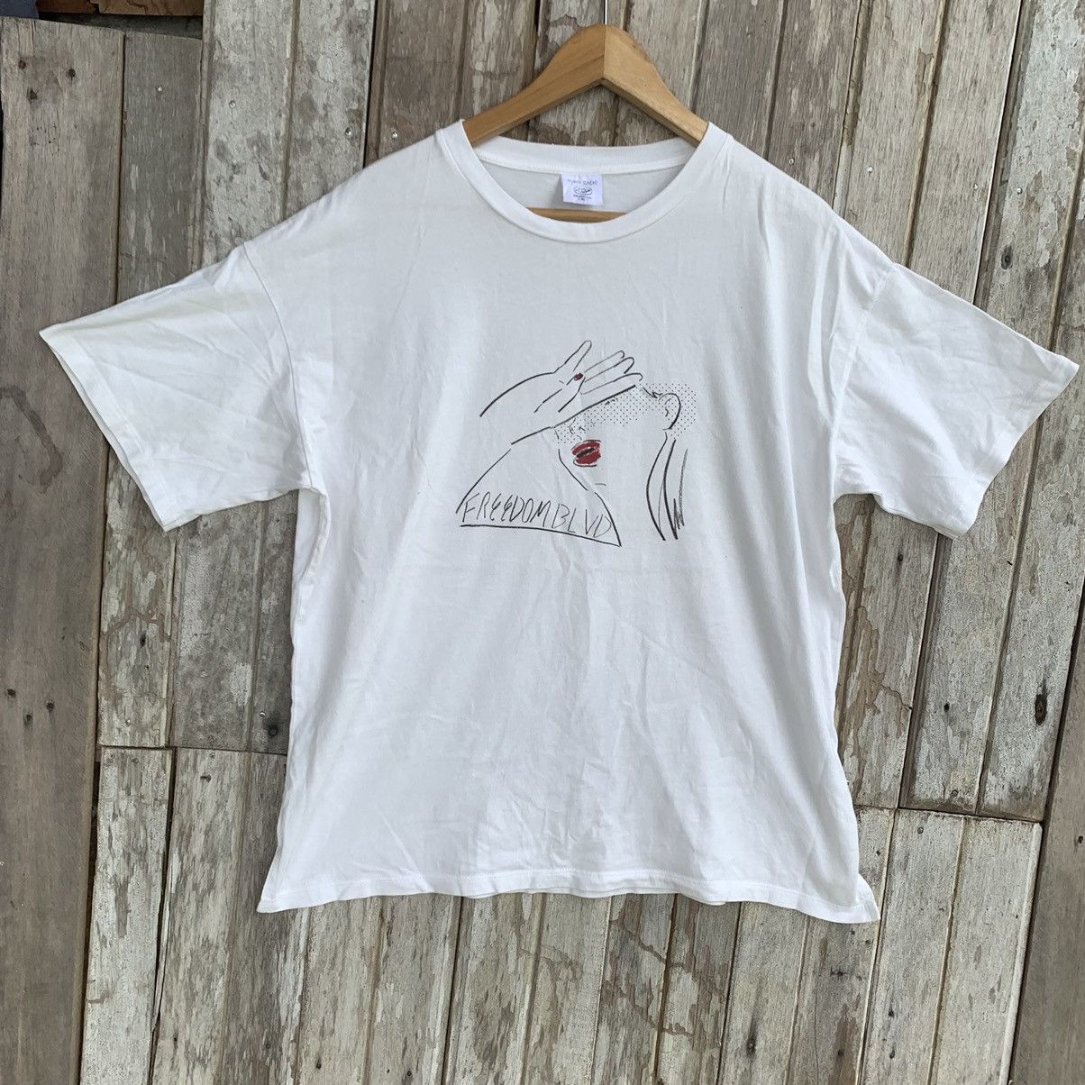 Japanese Brand Yuko Saeki Illustration Art Tee Size US XL / EU 56 / 4 - 1 Thumbnail