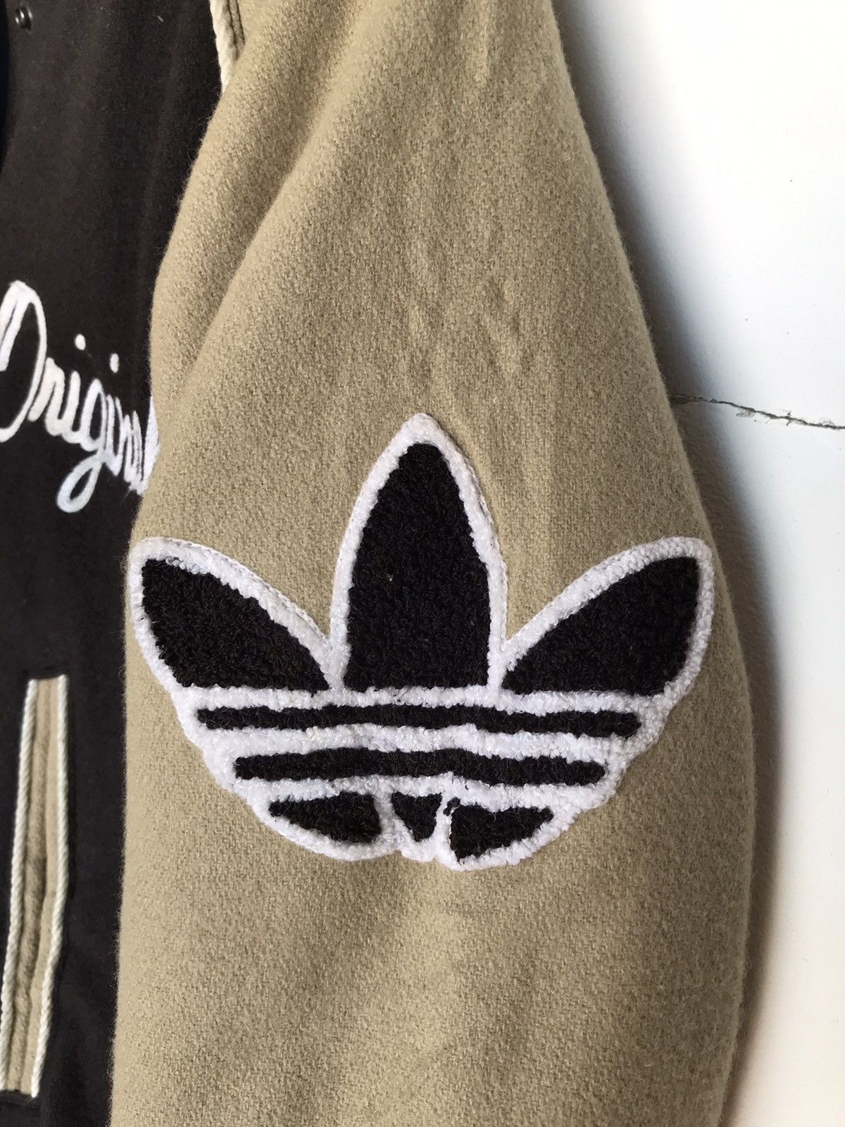 Adidas Vintage Adidas Trefoil Big Logo Varsity Jacket Small Size Size US S / EU 44-46 / 1 - 7 Thumbnail
