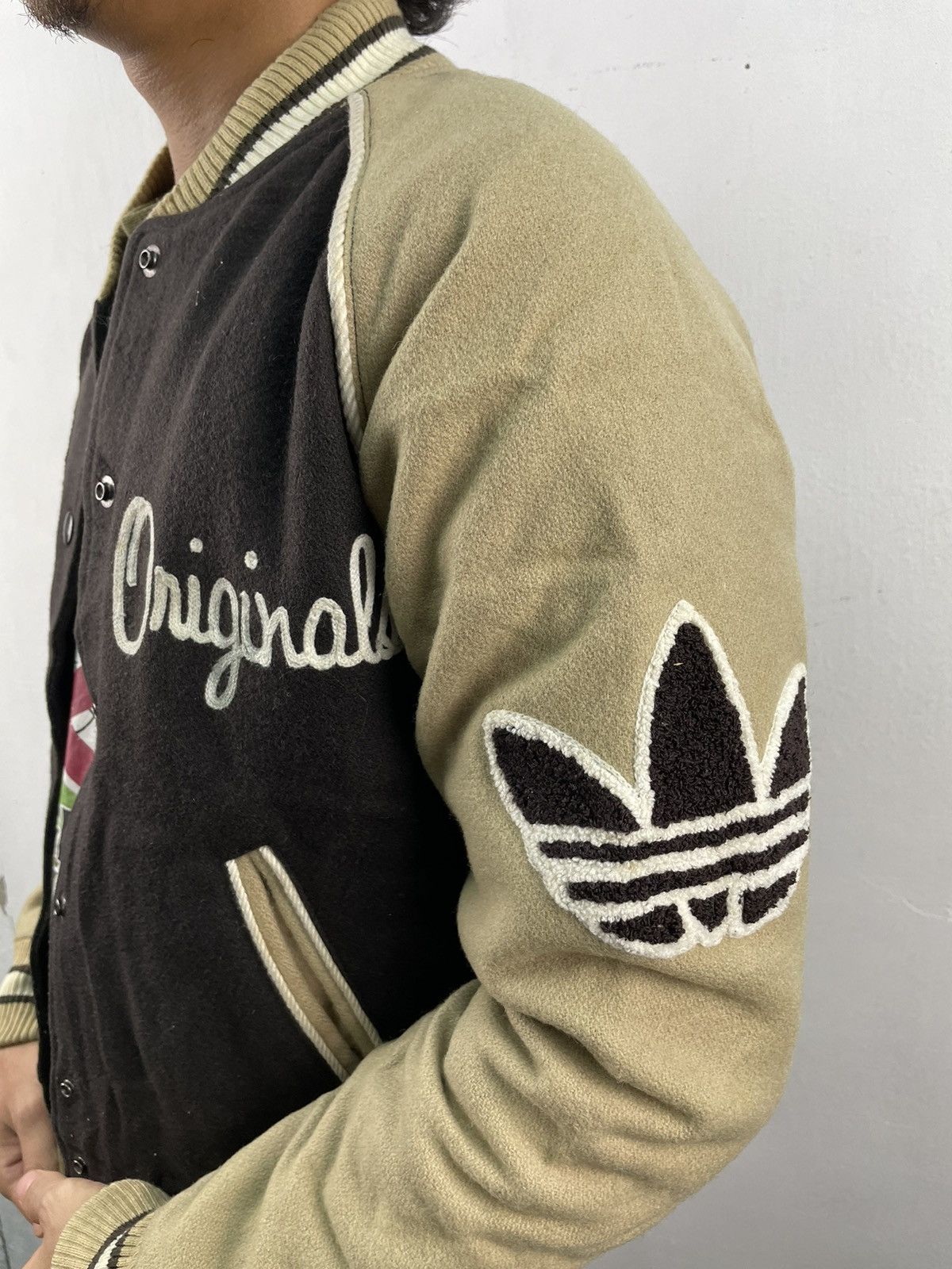 Adidas Vintage Adidas Trefoil Big Logo Varsity Jacket Small Size Size US S / EU 44-46 / 1 - 3 Thumbnail