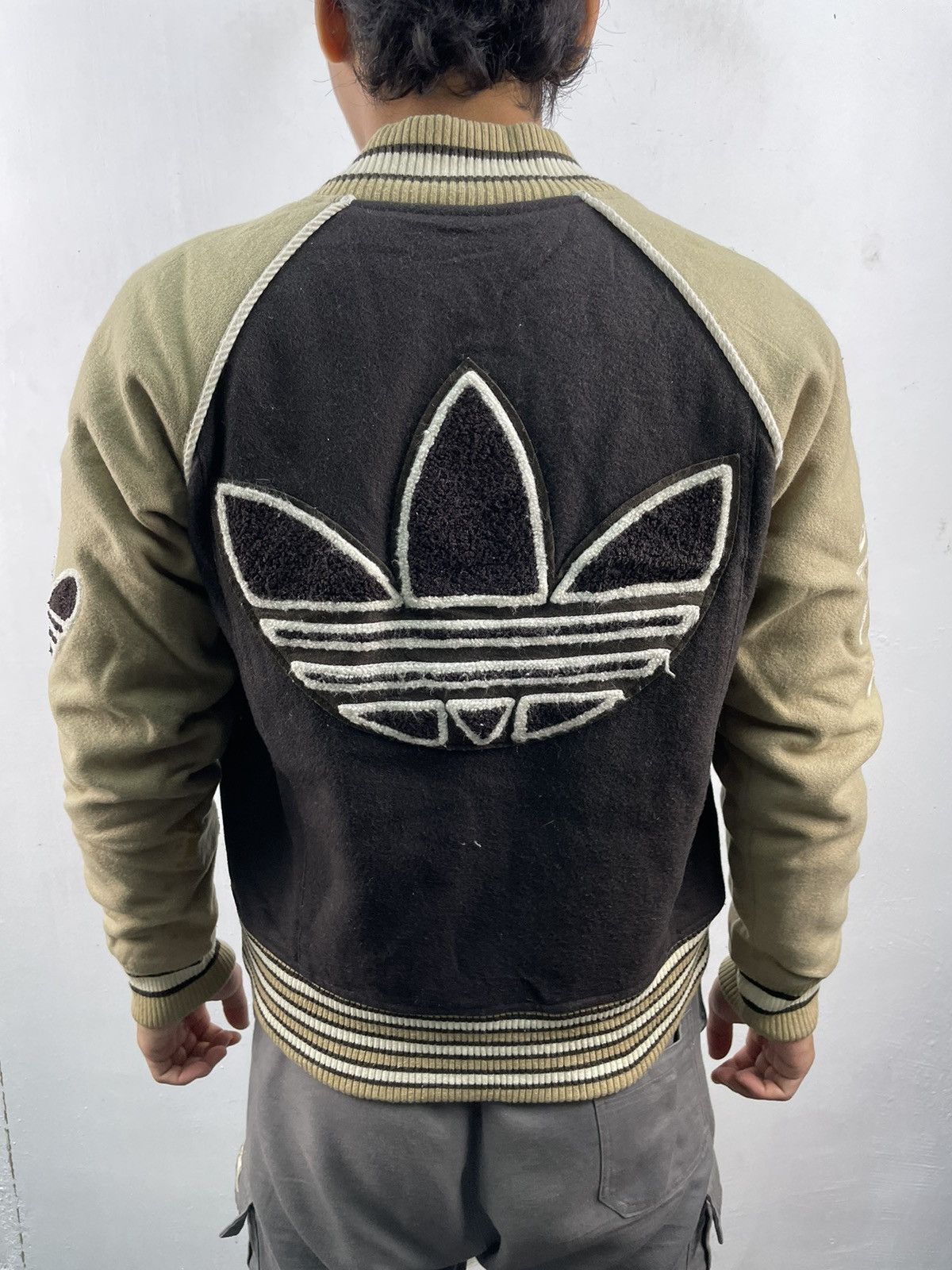 Adidas Vintage Adidas Trefoil Big Logo Varsity Jacket Small Size Size US S / EU 44-46 / 1 - 2 Thumbnail